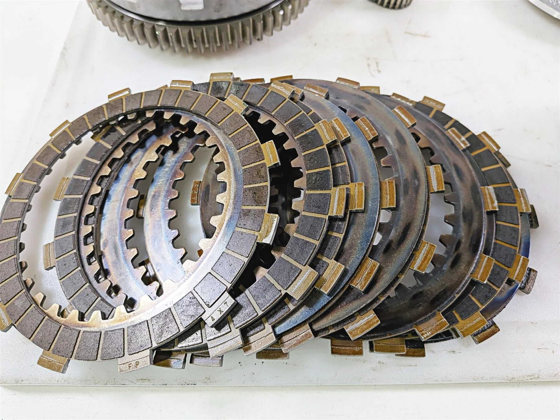 2008 Yamaha YZF R1 RN19 Clutch Basket & Friction Disc Set 4C8-16150-00-00 - Image 2