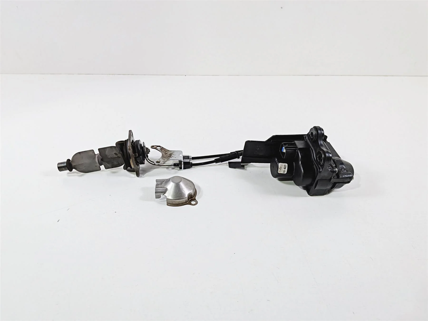 2008 Yamaha YZF R1 RN19 Exhaust Valve & Actuator Servo Motor 5VY-85820-10-00 - Image 2