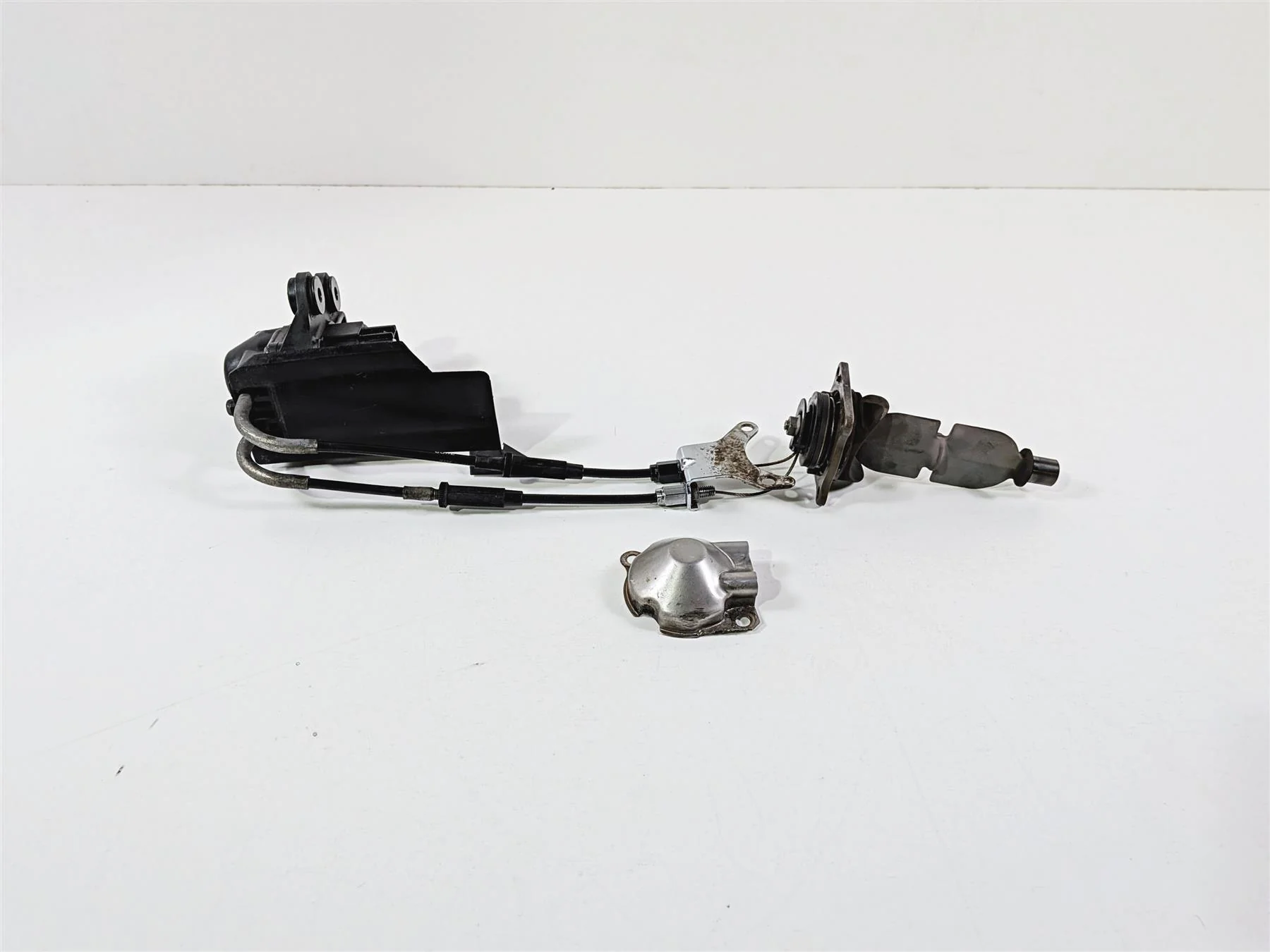 2008 Yamaha YZF R1 RN19 Exhaust Valve & Actuator Servo Motor 5VY-85820-10-00 - Image 4