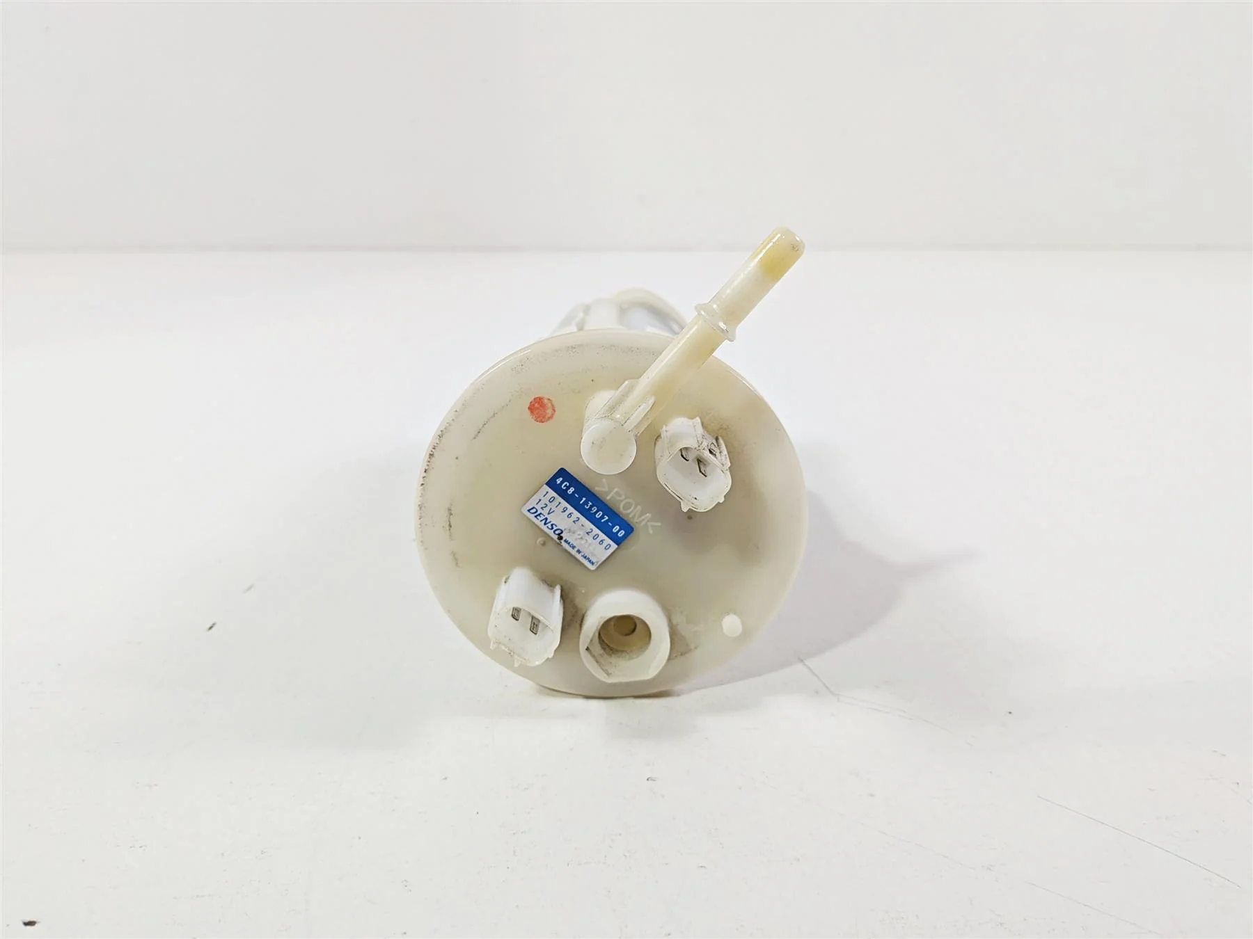 2008 Yamaha YZF R1 RN19 Fuel Gas Petrol Pump - Tested 4C8-13907-00-00 4C8-13907-04-00 - Image 3