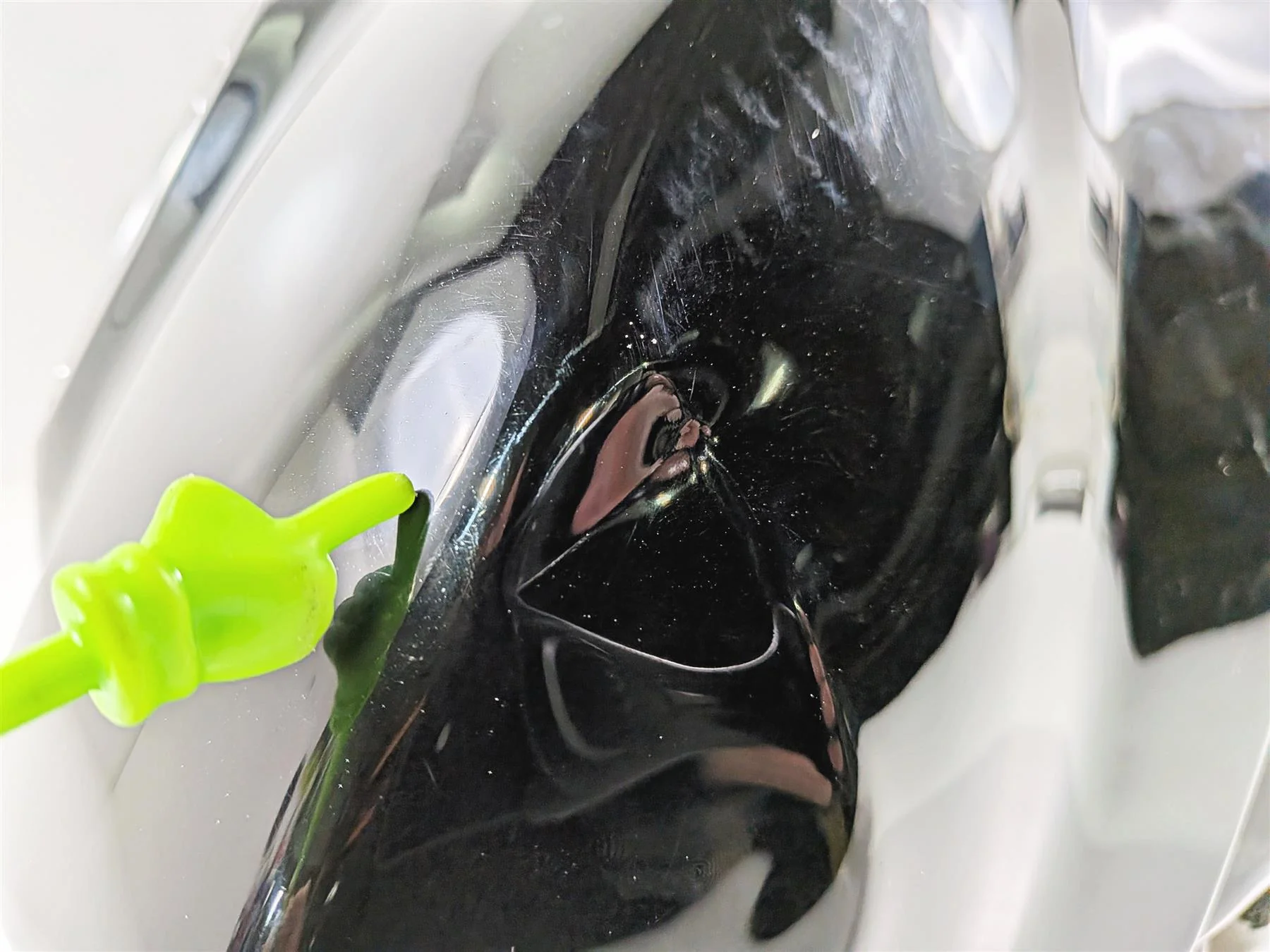 2008 Yamaha YZF R1 RN19 Fuel Gas Petrol Tank - Dent On Left Side 4C8-YK241-00 - Image 11
