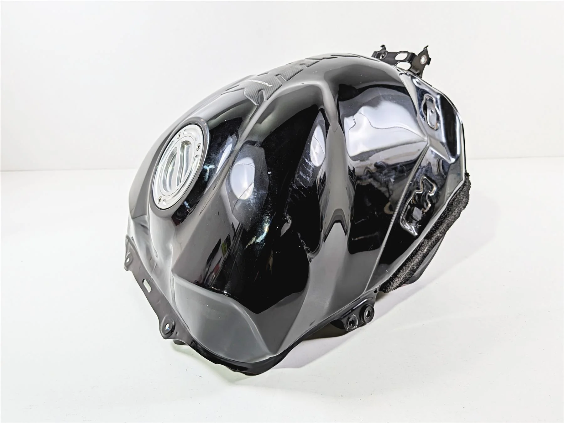 2008 Yamaha YZF R1 RN19 Fuel Gas Petrol Tank - Dent On Left Side 4C8-YK241-00 - Image 13