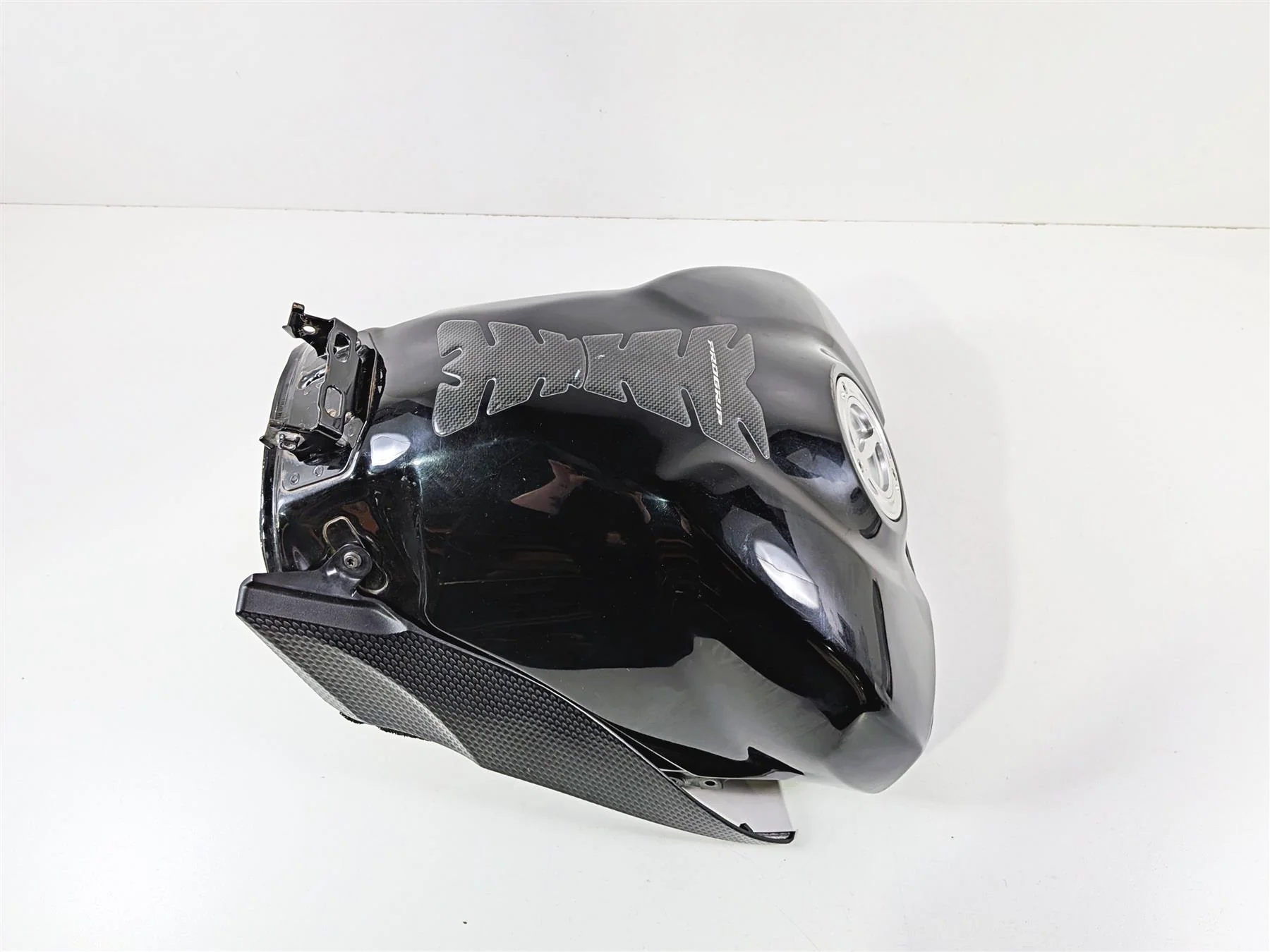 2008 Yamaha YZF R1 RN19 Fuel Gas Petrol Tank - Dent On Left Side 4C8-YK241-00 - Image 14
