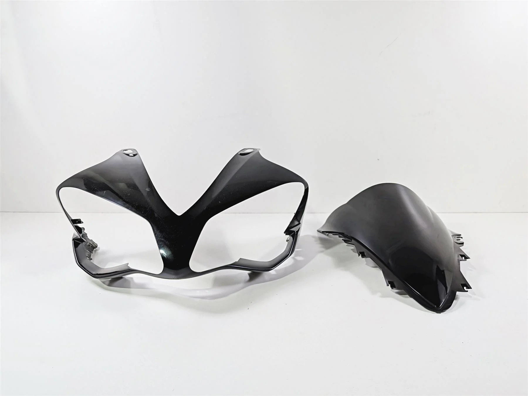 2008 Yamaha YZF R1 RN19 Headlight Fairing Cowl Nose Cover Black 4C8-2835G-00 - Image 2