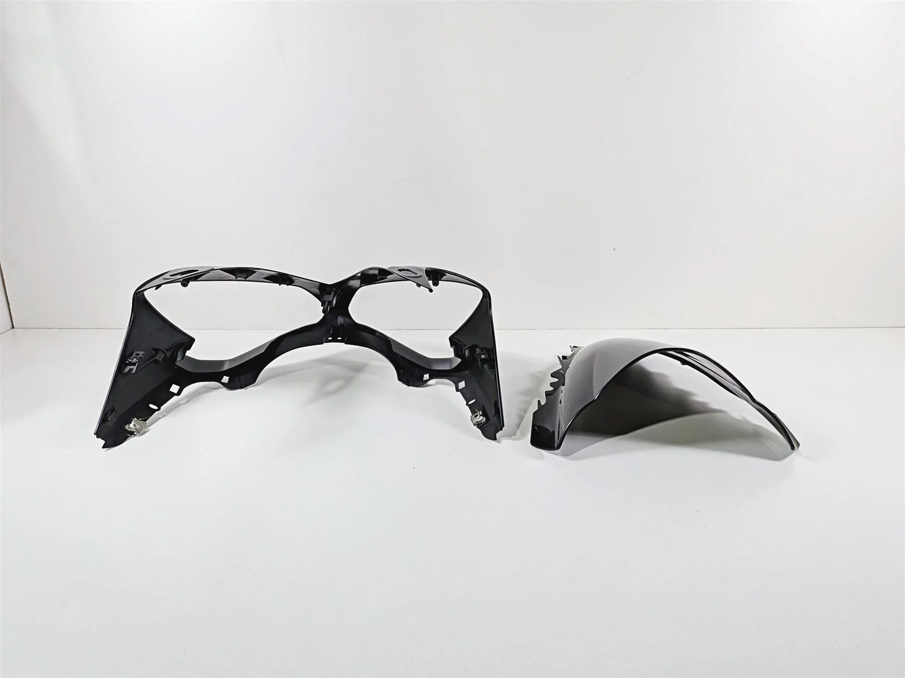 2008 Yamaha YZF R1 RN19 Headlight Fairing Cowl Nose Cover Black 4C8-2835G-00 - Image 4