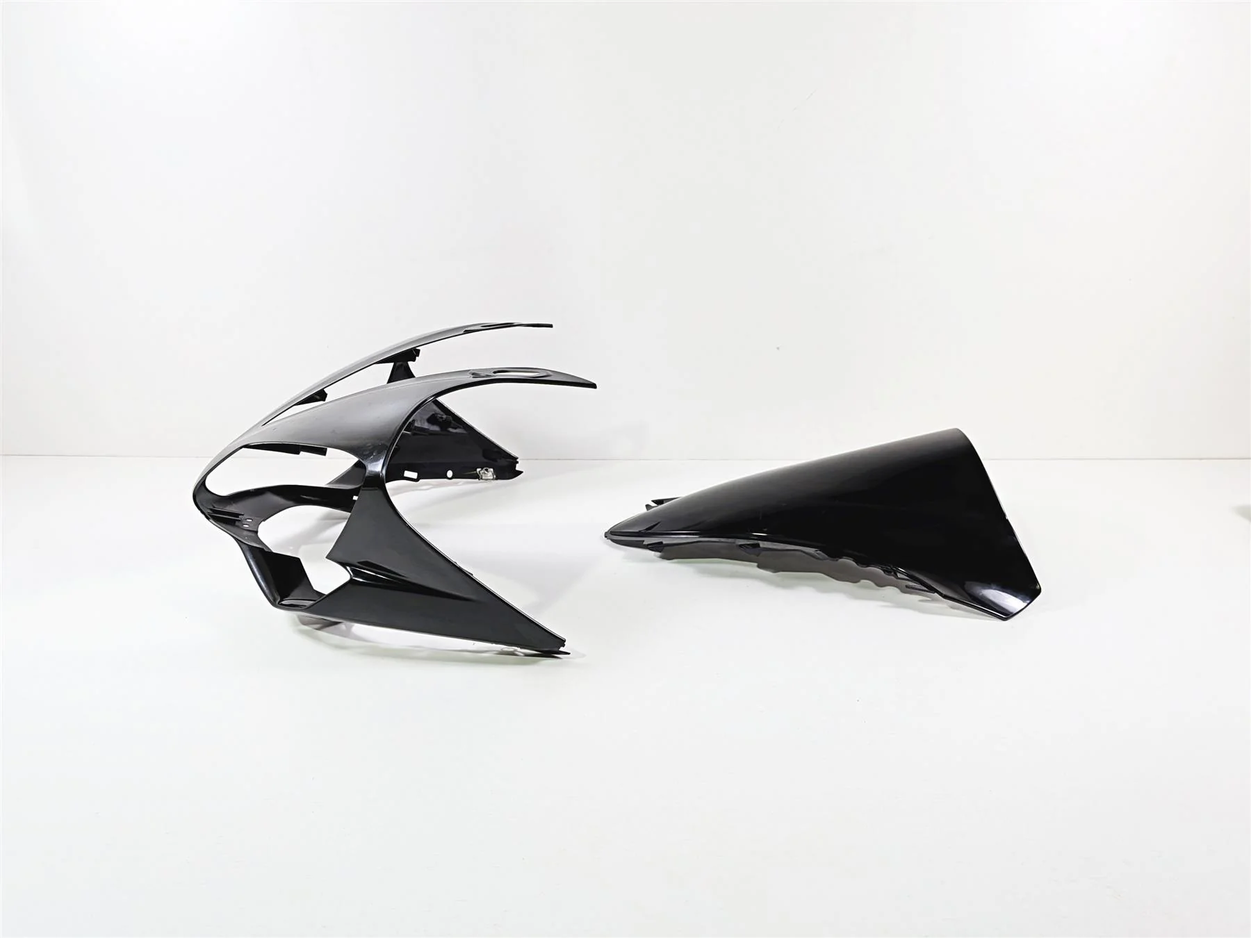 2008 Yamaha YZF R1 RN19 Headlight Fairing Cowl Nose Cover Black 4C8-2835G-00 - Image 5