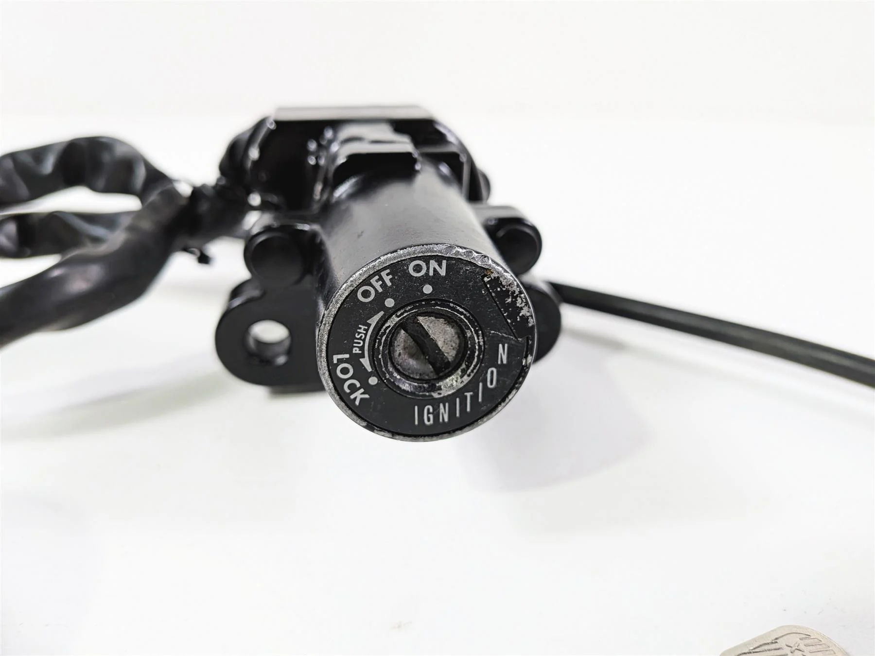 2008 Yamaha YZF R1 RN19 Ignition Switch Key Lock Gas Cap Seat Set 4C8-82501-10 - Image 3