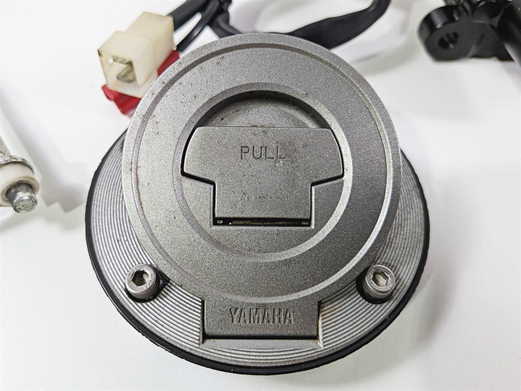 2008 Yamaha YZF R1 RN19 Ignition Switch Key Lock Gas Cap Seat Set 4C8-82501-10 - Image 4