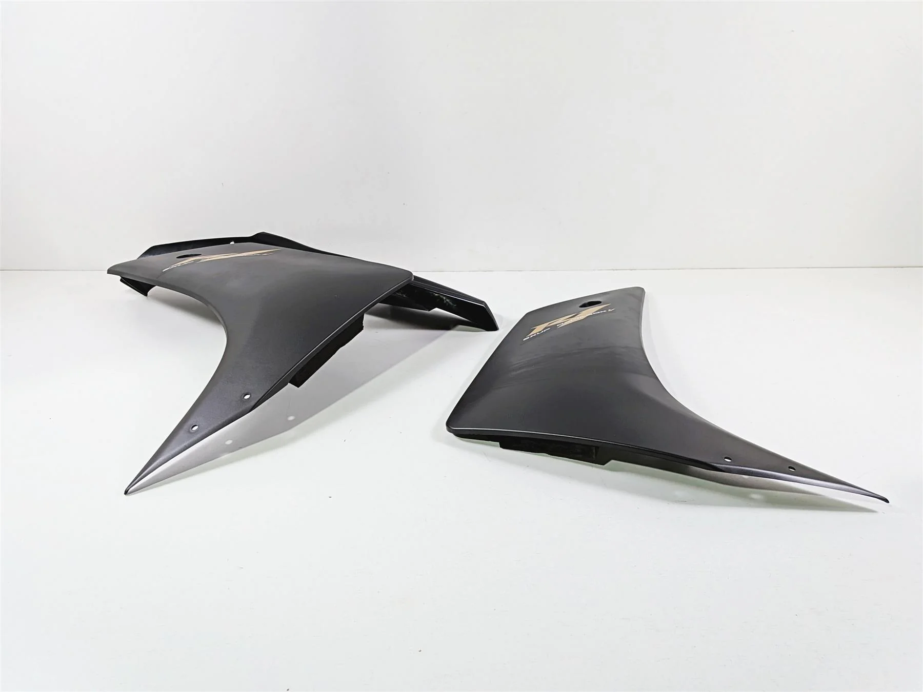 2008 Yamaha YZF R1 RN19 Left Right Side Fairing Cover Set 4C8-Y283U 4C8-Y283V-00 - Image 3