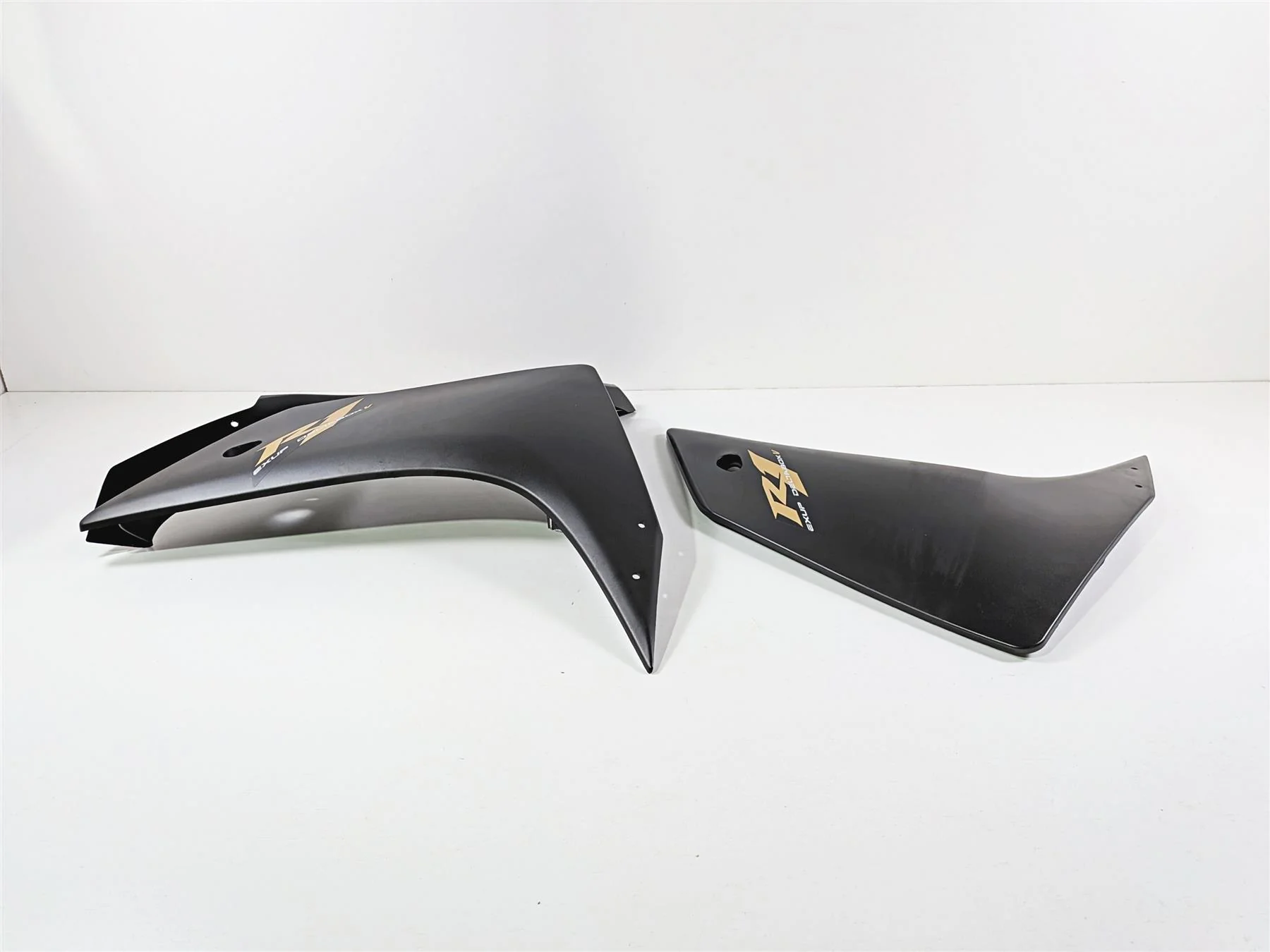 2008 Yamaha YZF R1 RN19 Left Right Side Fairing Cover Set 4C8-Y283U 4C8-Y283V-00 - Image 4
