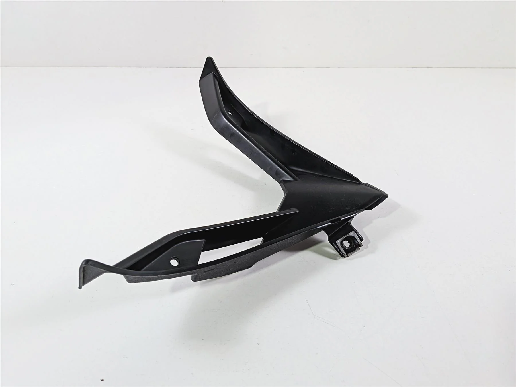 2008 Yamaha YZF R1 RN19 Lower Front Radiator Belly Cover Fairing 4C8-2836M-00 - Image 4