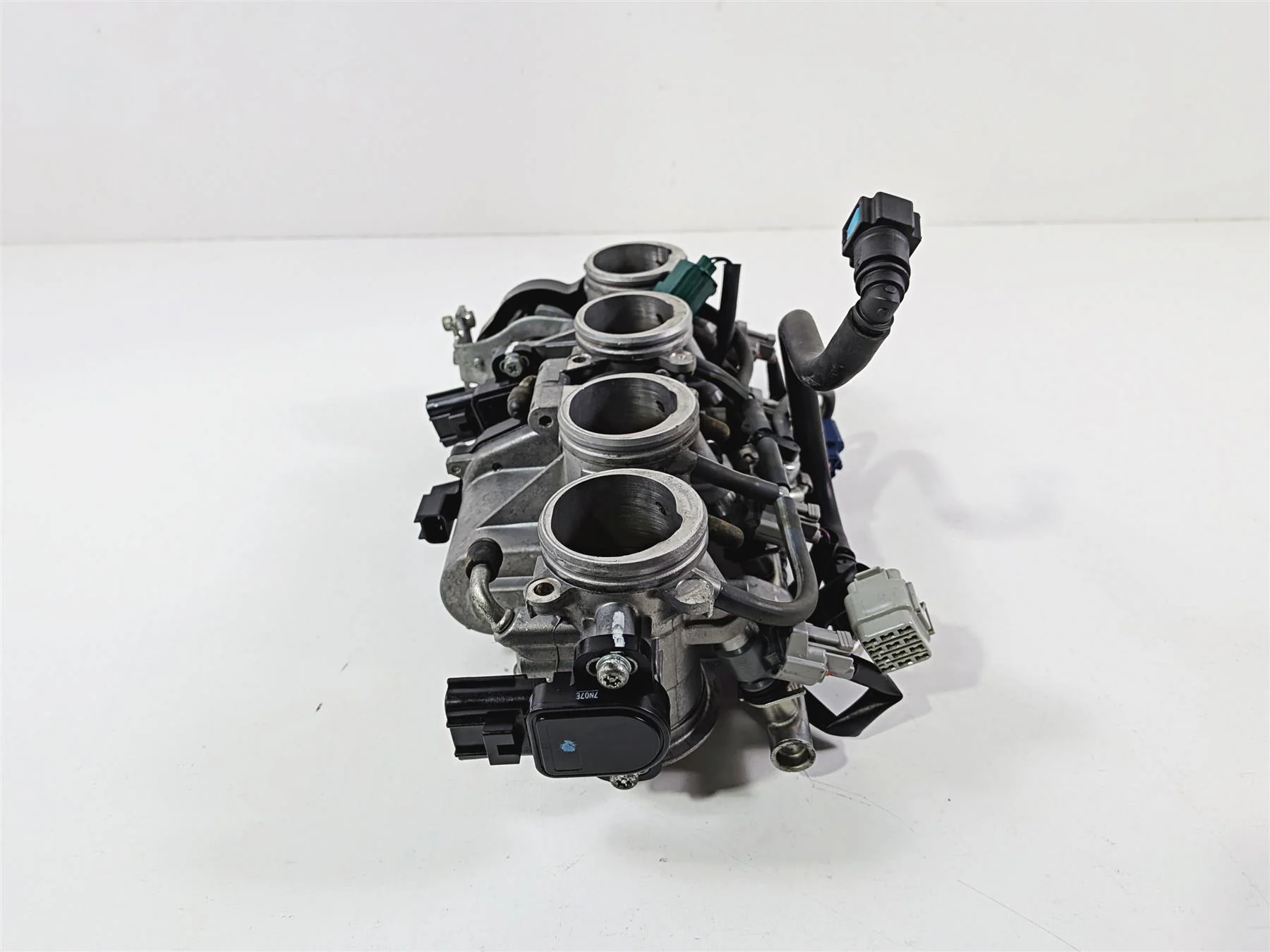 2008 Yamaha YZF R1 RN19 Mikuni Throttle Body Fuel Injectors Wiring 4C8-13750-20 - Image 4