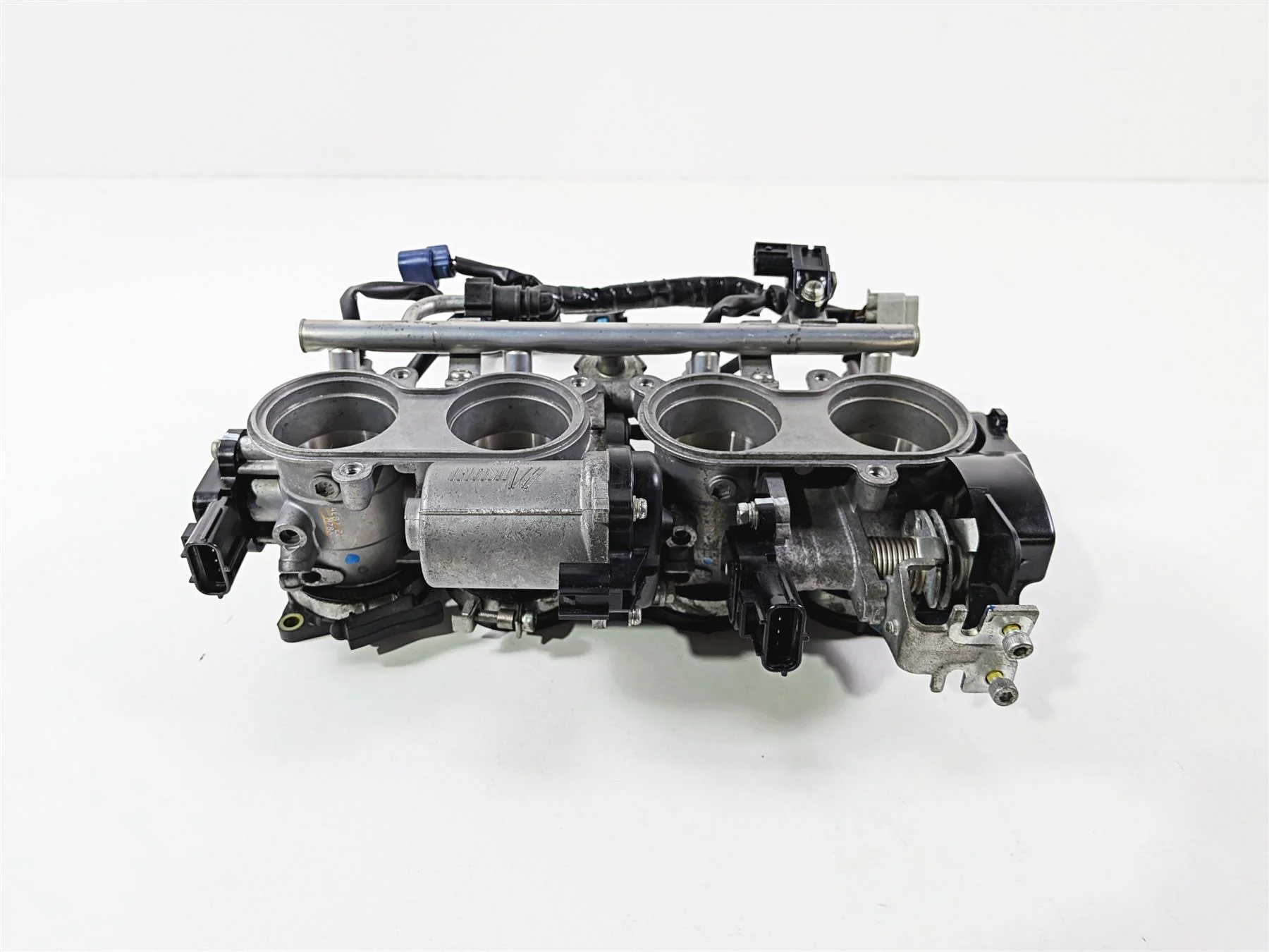 2008 Yamaha YZF R1 RN19 Mikuni Throttle Body Injectors & Wiring 4C8-13750-20-00