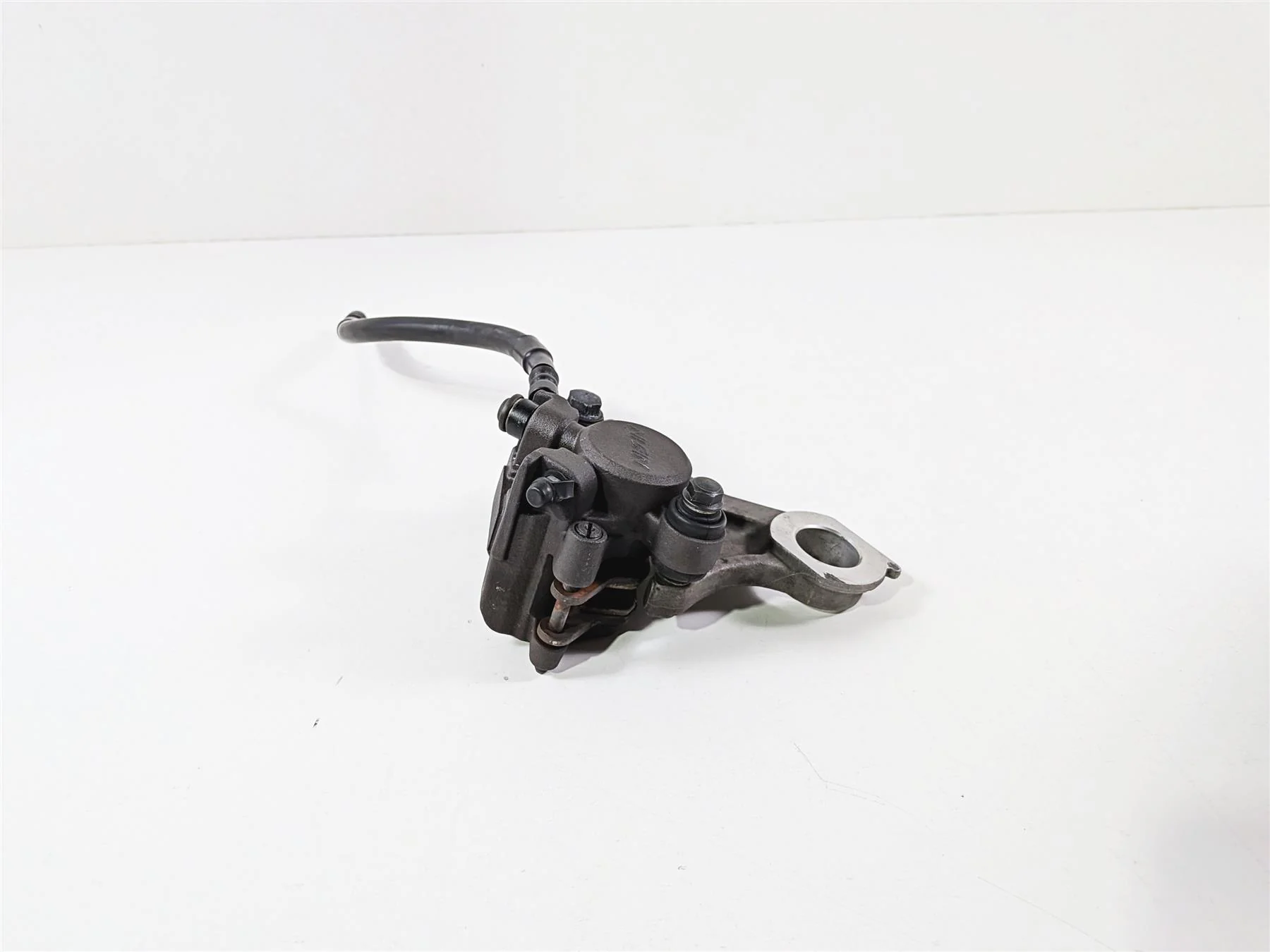 2008 Yamaha YZF R1 RN19 Nissin Rear Brake Caliper & Bracket 5VY-2580W-11-00 - Image 4