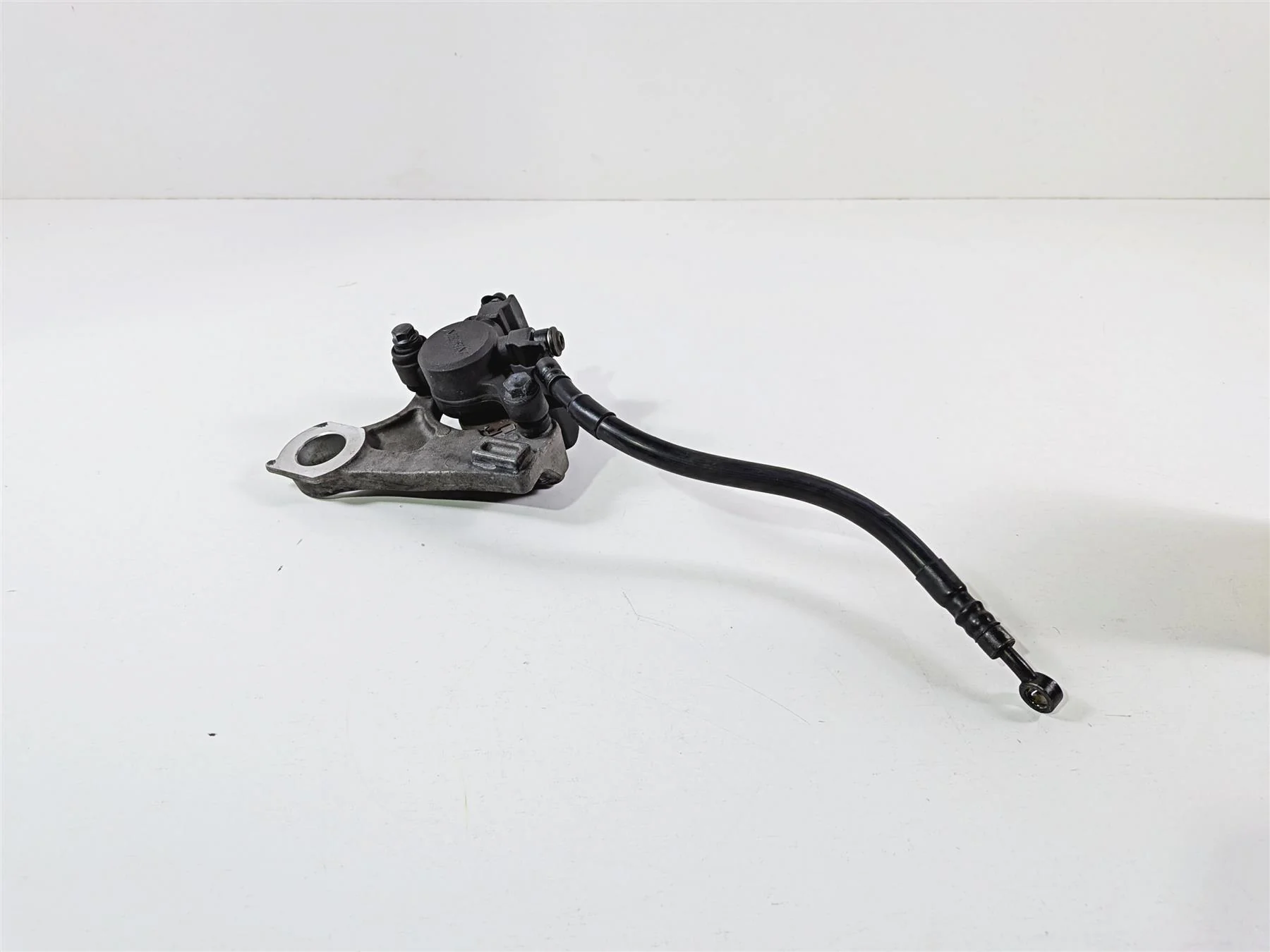 2008 Yamaha YZF R1 RN19 Nissin Rear Brake Caliper & Bracket 5VY-2580W-11-00 - Image 6