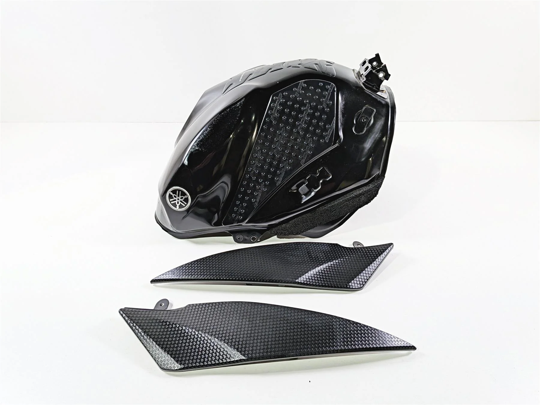 2008 Yamaha YZF R1 RN19 Oem Fuel Gas Petrol Tank -Dent On Left Side 4C8-YK241-00 - Image 10