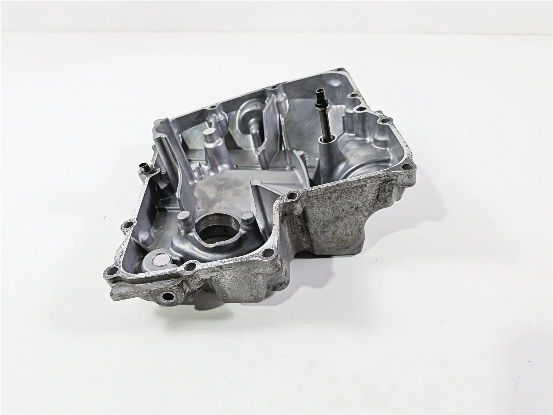 2008 Yamaha YZF R1 RN19 Oil Pan Bottom Engine Cover 4C8-13417-00-00 4C8-13400-00 - Image 5