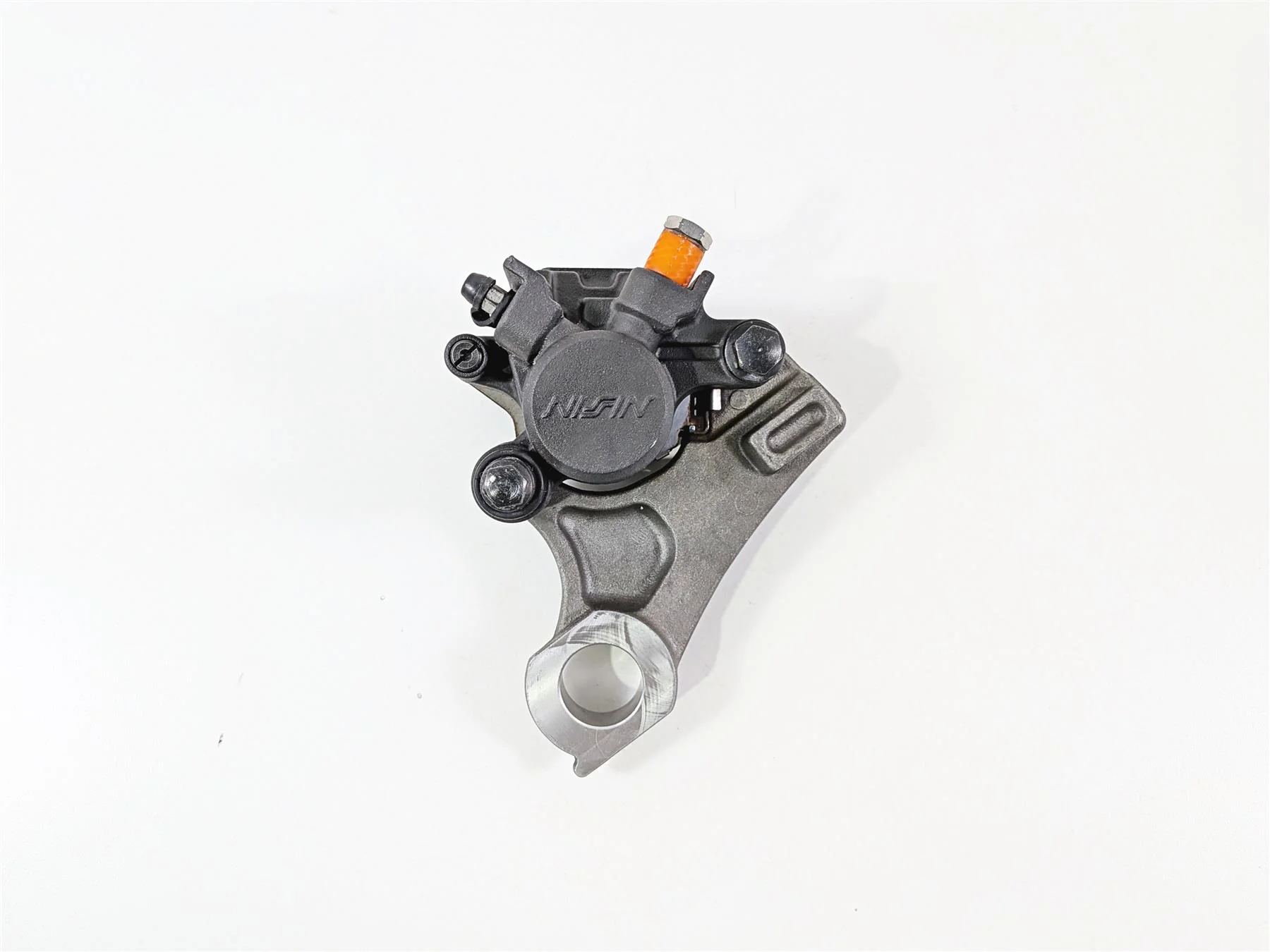 2008 Yamaha YZF R1 RN19 Rear Brake Caliper & Bracket Nissin 5VY-2580W-11-00 - Image 2