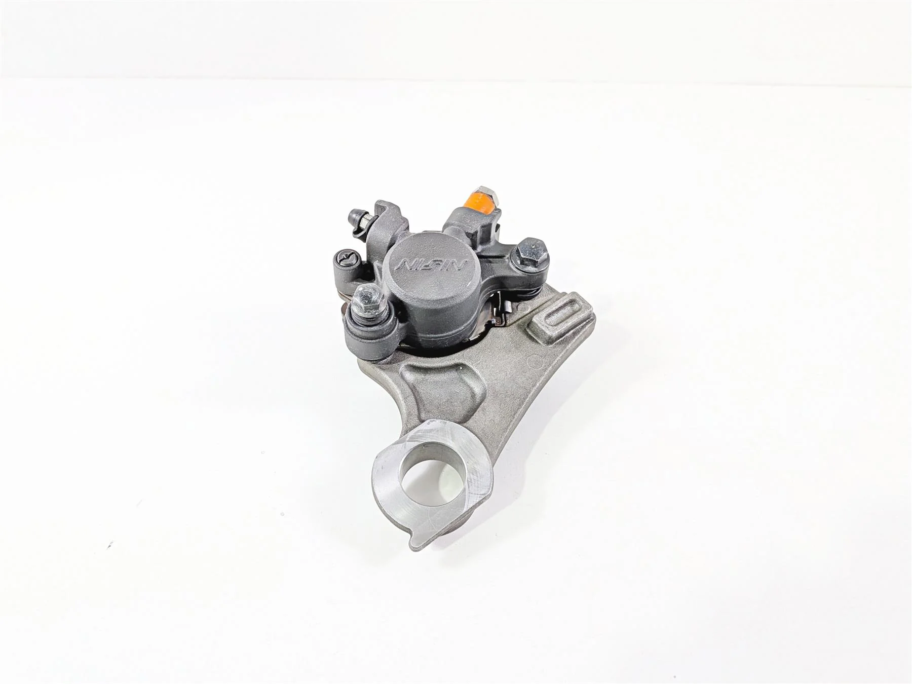 2008 Yamaha YZF R1 RN19 Rear Brake Caliper & Bracket Nissin 5VY-2580W-11-00 - Image 3