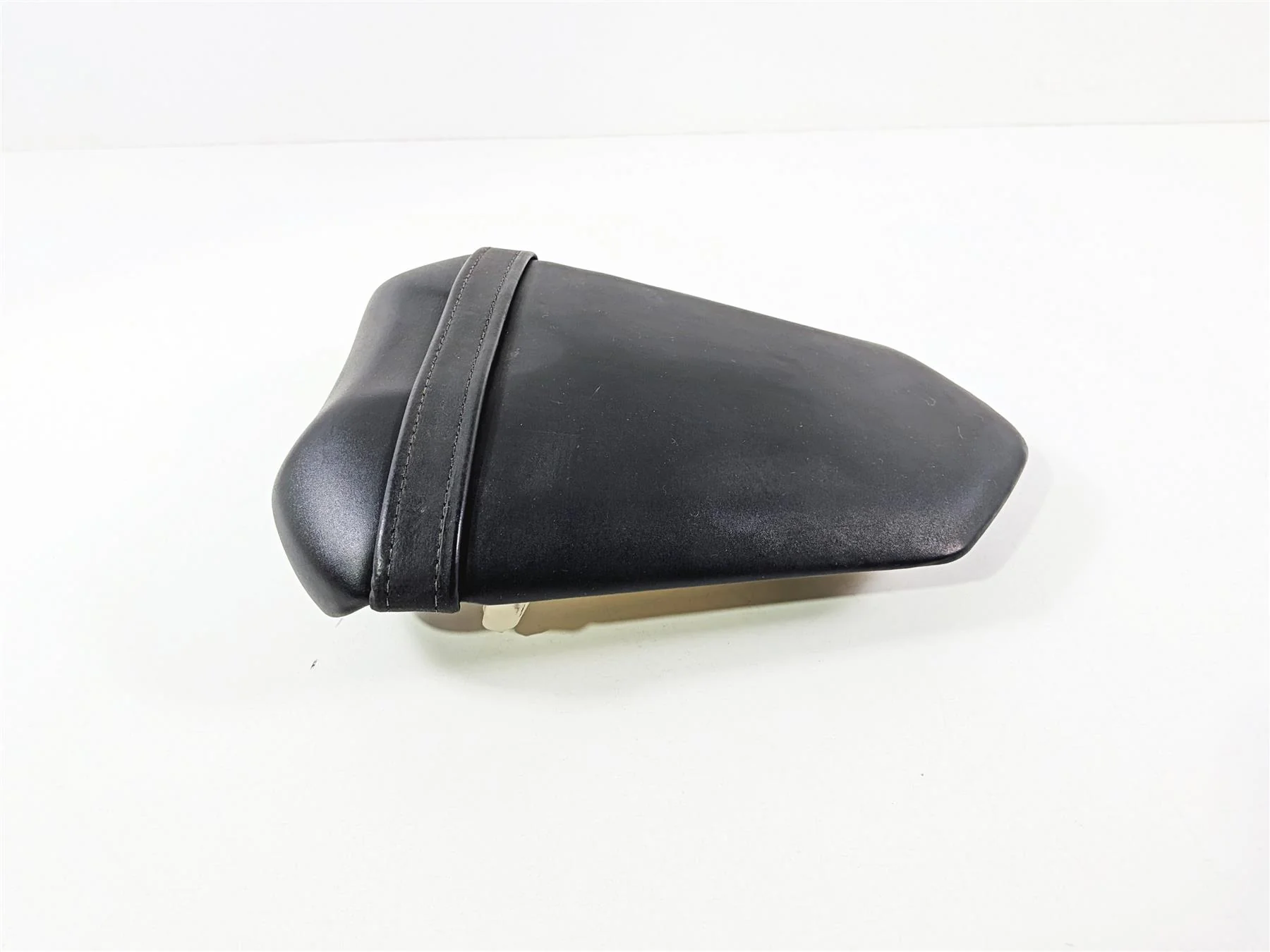 2008 Yamaha YZF R1 RN19 Rear Passenger Pillion Seat Saddle 4C8-24750-00-00 - Image 5
