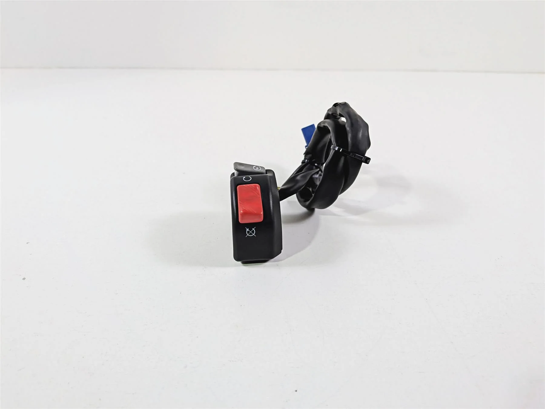 2008 Yamaha YZF R1 RN19 Right Hand Control Switch Start Stop 4C8-83975-00-00 - Image 4