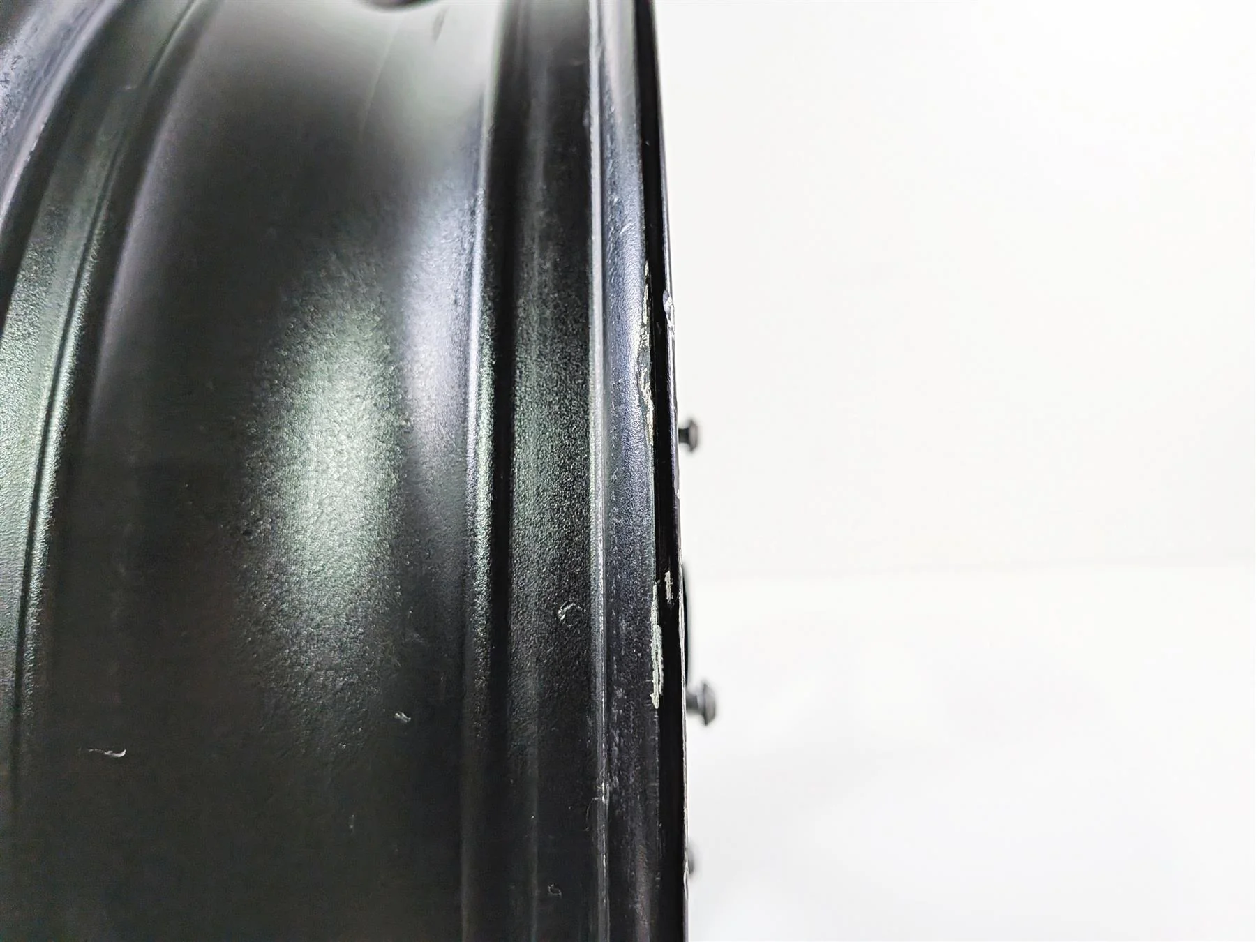 2008 Yamaha YZF R1 RN19 Straight Black Front Wheel Rim 17x3.5 5VY-25168-00 - Image 6