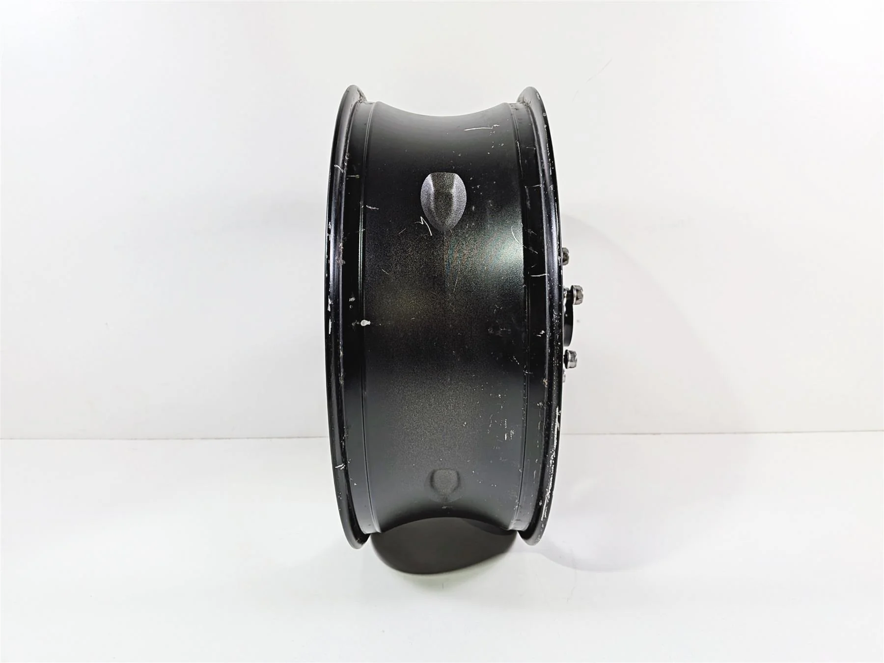 2008 Yamaha YZF R1 RN19 Straight Black Rear Wheel Rim 17x6 5VY-25338-00 - Image 4