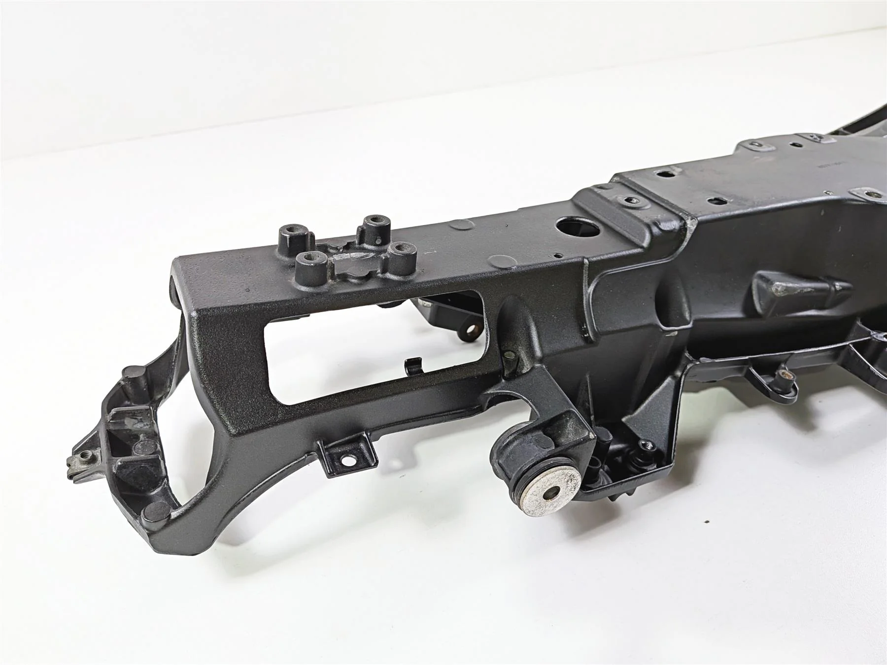 2008 Yamaha YZF R1 RN19 Straight Rear Black Subframe Sub Frame 4C8-21190-00-00 - Image 9