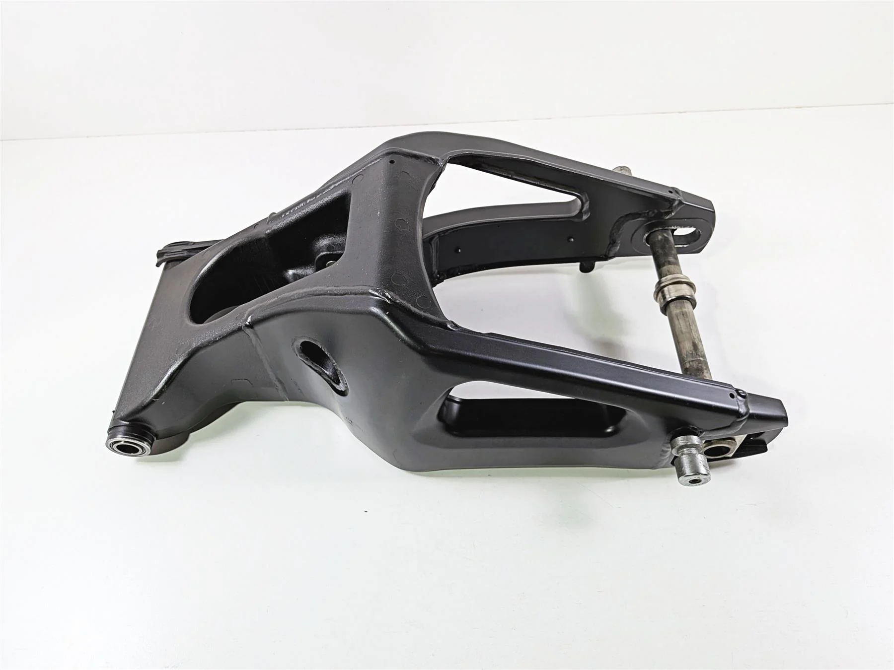 2008 Yamaha YZF R1 RN19 Straight Swingarm Swing Arm 4C8-22110-10-00