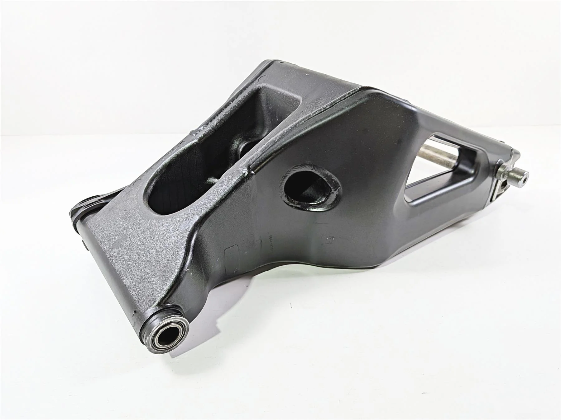 2008 Yamaha YZF R1 RN19 Straight Swingarm Swing Arm 4C8-22110-10-00 - Image 15