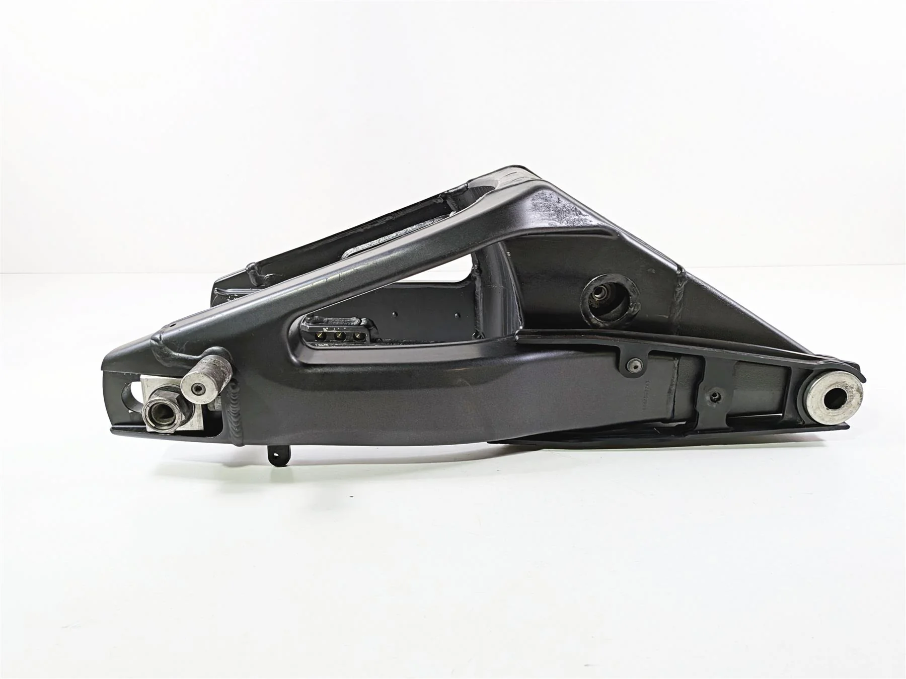 2008 Yamaha YZF R1 RN19 Straight Swingarm Swing Arm 4C8-22110-10-00 - Image 4