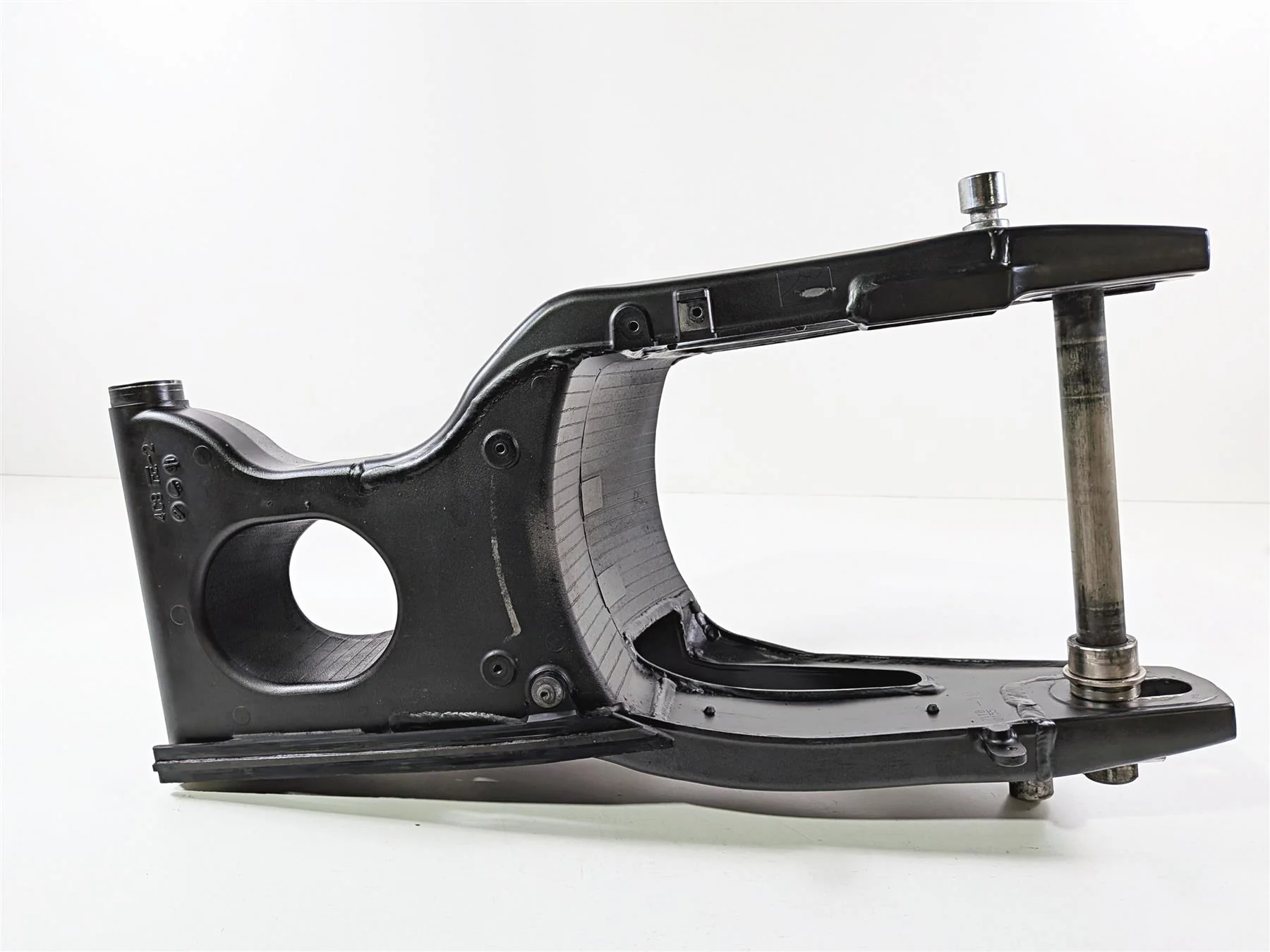 2008 Yamaha YZF R1 RN19 Straight Swingarm Swing Arm 4C8-22110-10-00 - Image 7