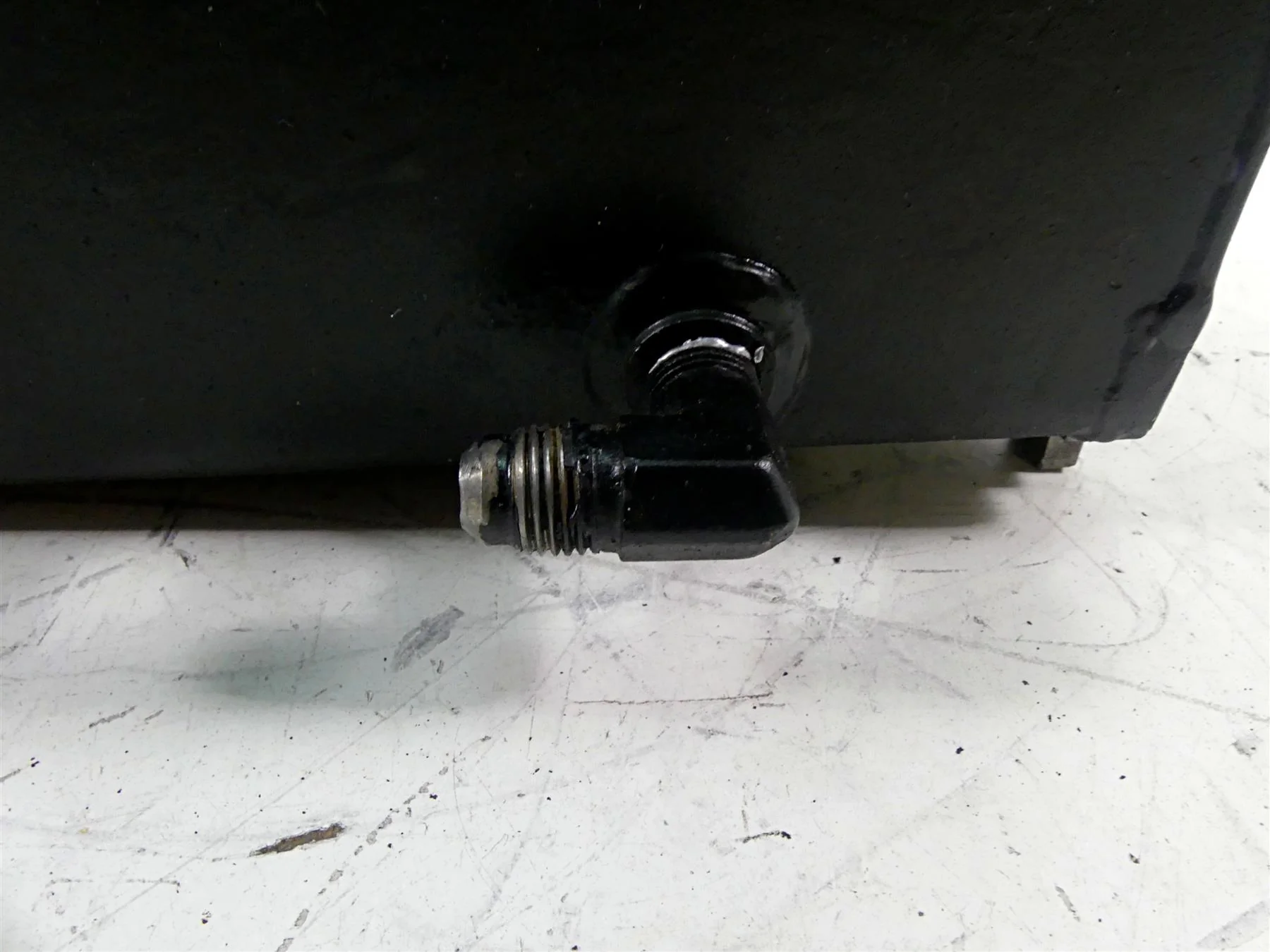2009 Big Dog K9 Custom Oil Tank Reservoir 201-000057-00 - Image 11