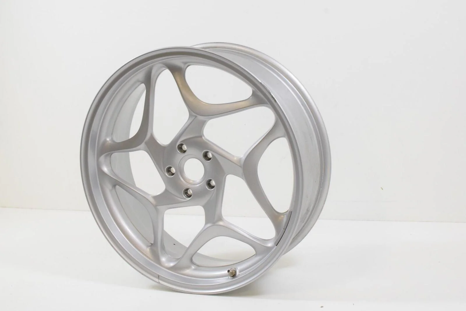 2009 BMW F800 ST K71 Rear Wheel Rim DENT 5.5x17 36317684724 - Image 3