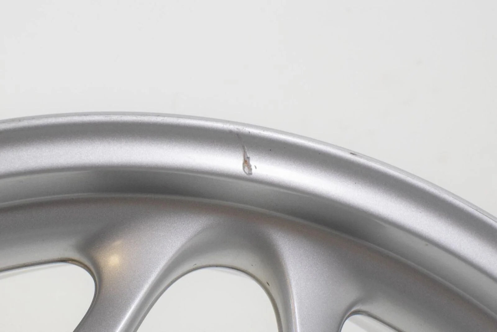 2009 BMW F800 ST K71 Rear Wheel Rim DENT 5.5x17 36317684724 - Image 9