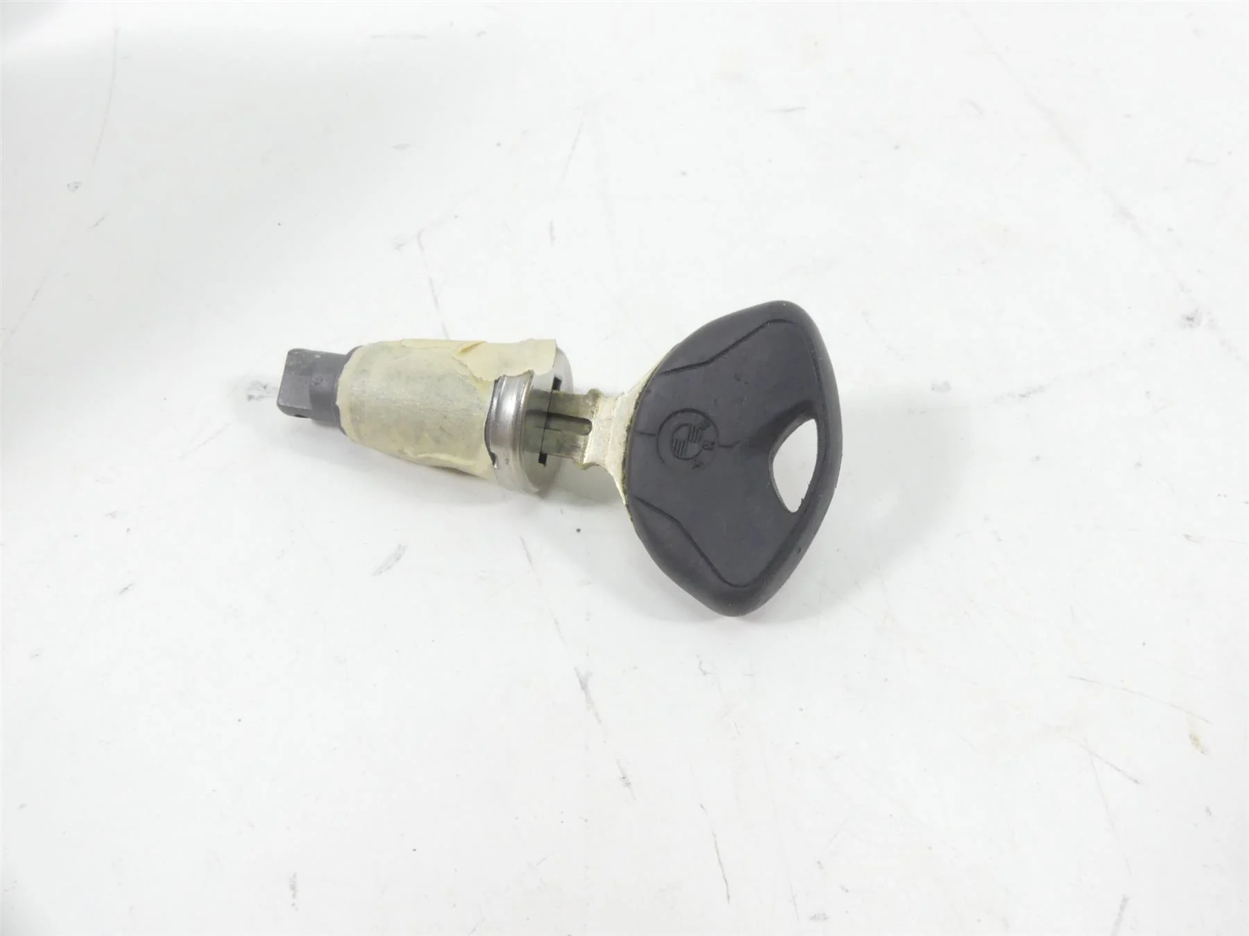 2009 BMW F800GS K72 Cdi Ecm Ignition Switch Key Lock Set 7711932 51257700072 - Image 7