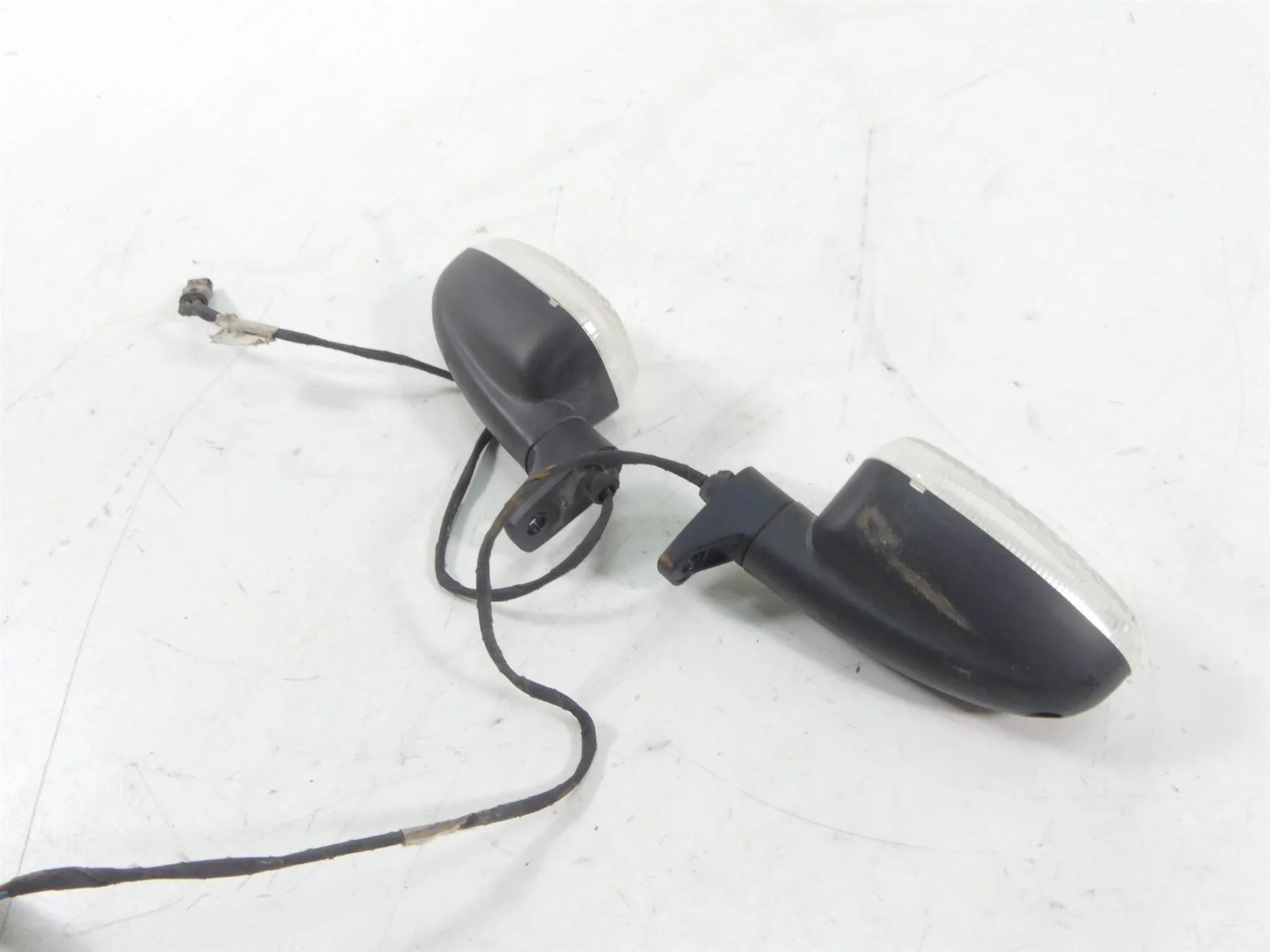 2009 BMW F800GS K72 Front Blinker Turn Signal Indicator Set + Wiring 63137667771 - Image 3