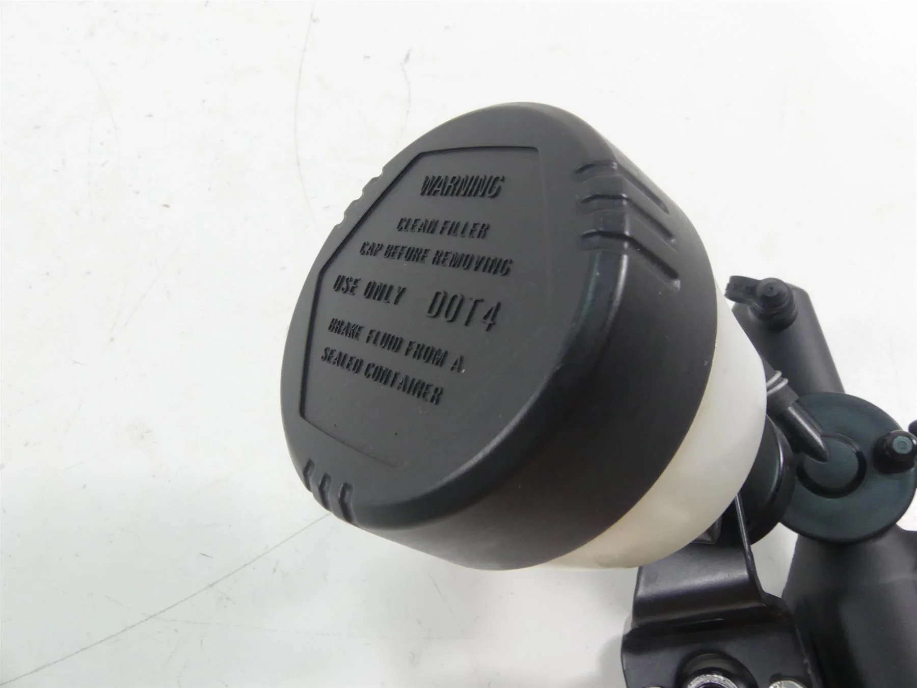 2009 BMW F800GS K72 Front Brake Master Cylinder + Lever - Abs 32727727050 - Image 11