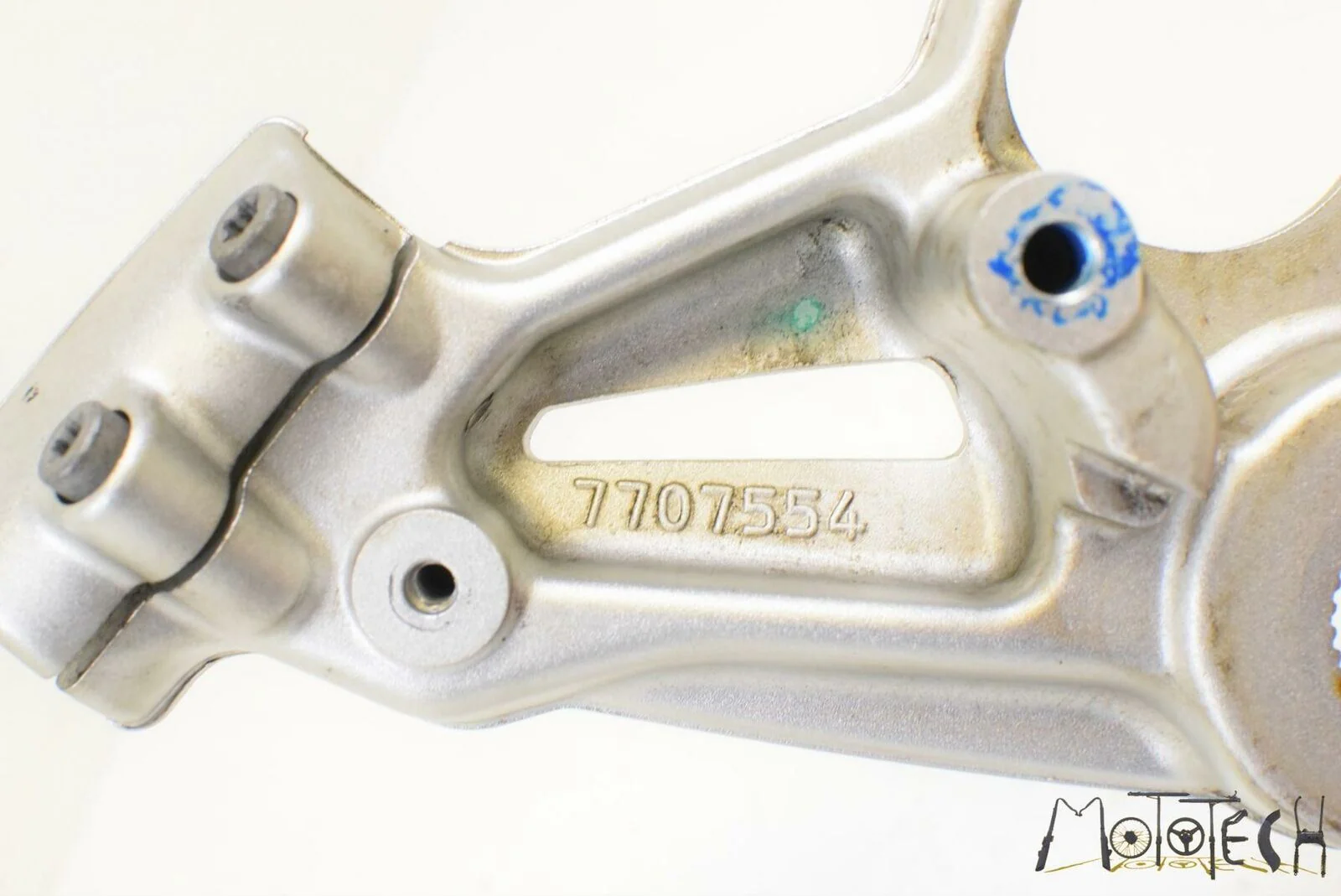 2009 BMW K1300 K1300S K40 Upper Triple Tree Steering Clamp 32717707554 - Image 10