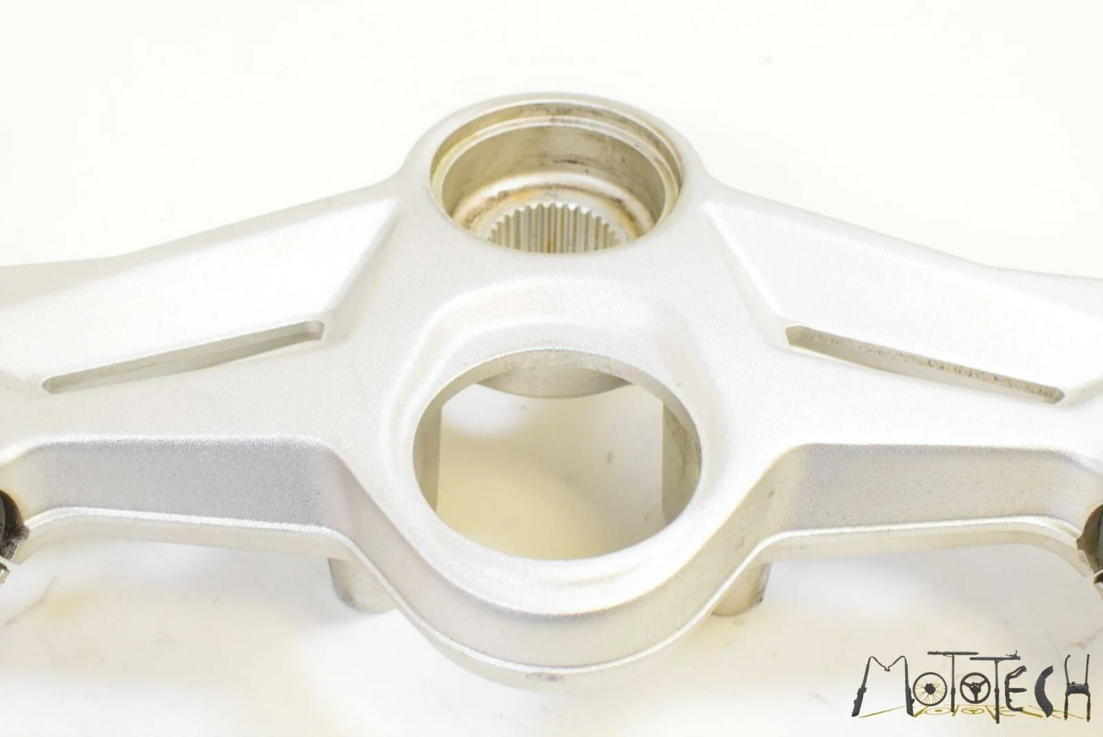 2009 BMW K1300 K1300S K40 Upper Triple Tree Steering Clamp 32717707554 - Image 11
