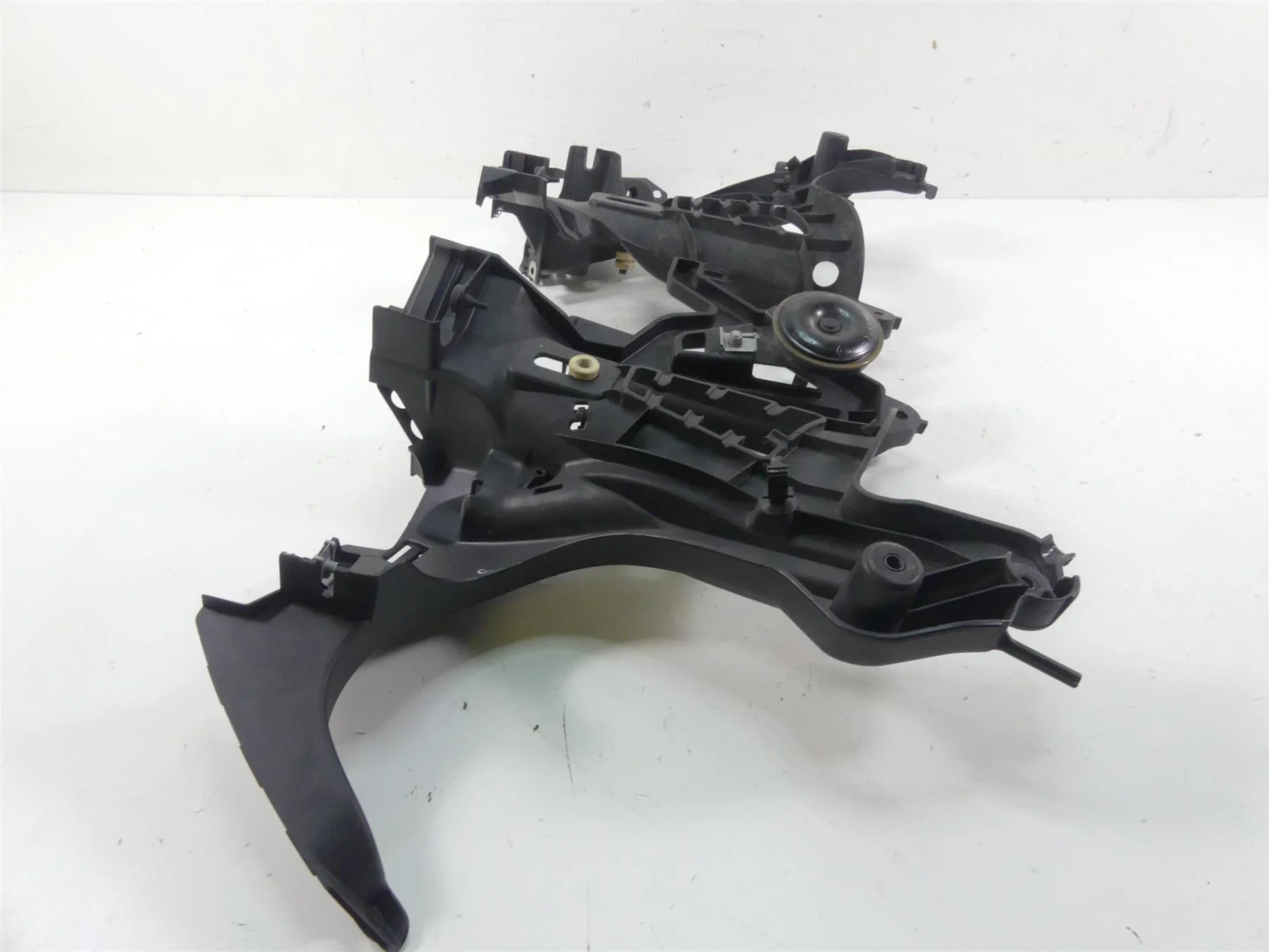 2009 BMW K1300 S K40 Front Fairing Stay Carrier Mount Holder 46637677761 - Image 8