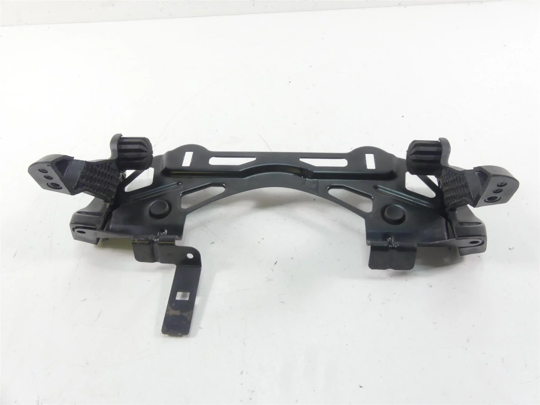 2009 BMW K1300 S K40 Front Fuel Gas Petrol Tank Mount Bracket 16117677806 - Image 3