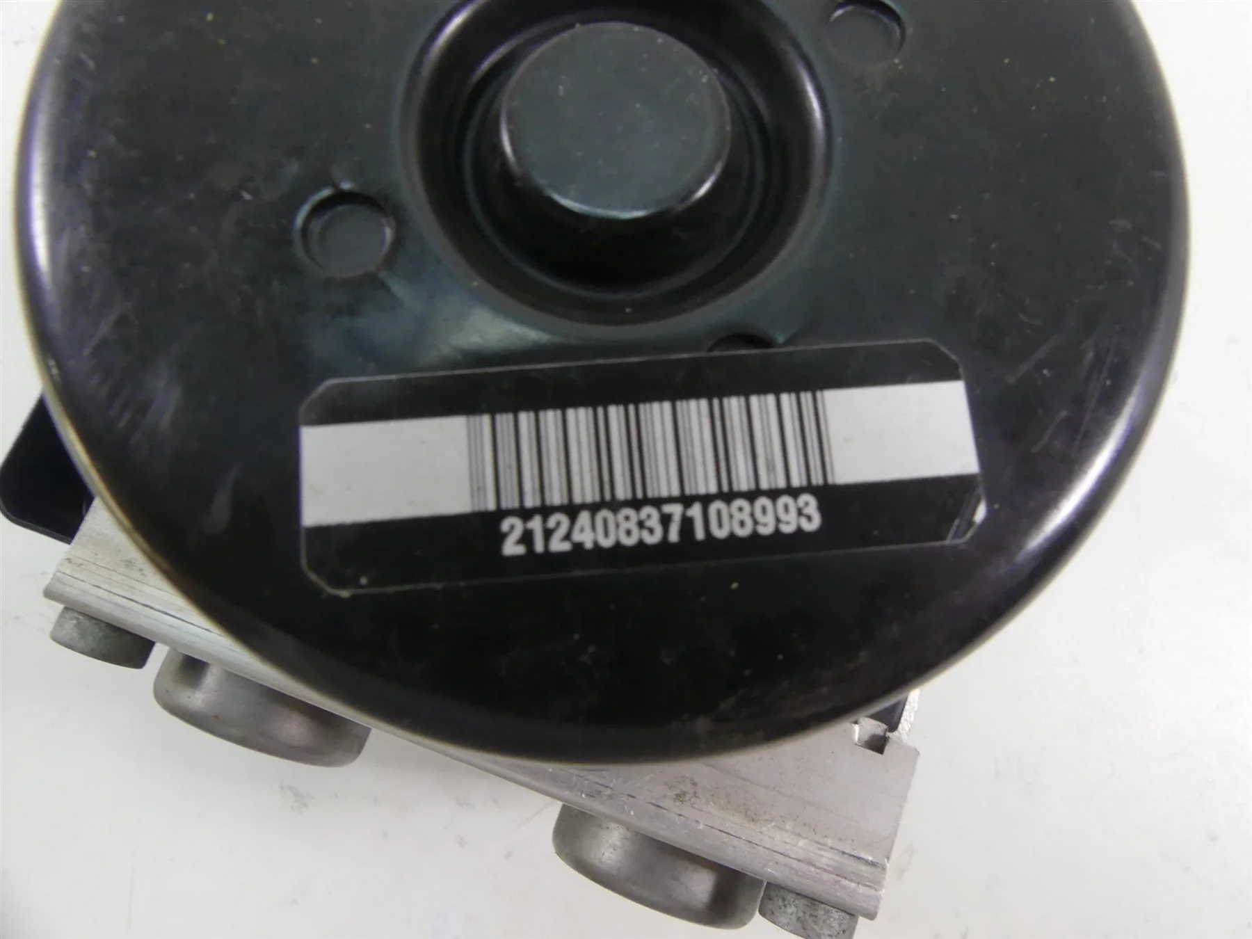 2009 BMW R1200GS K25 Abs Brake Pump Pressure Modulator Module 7682002 7715107 - Image 10