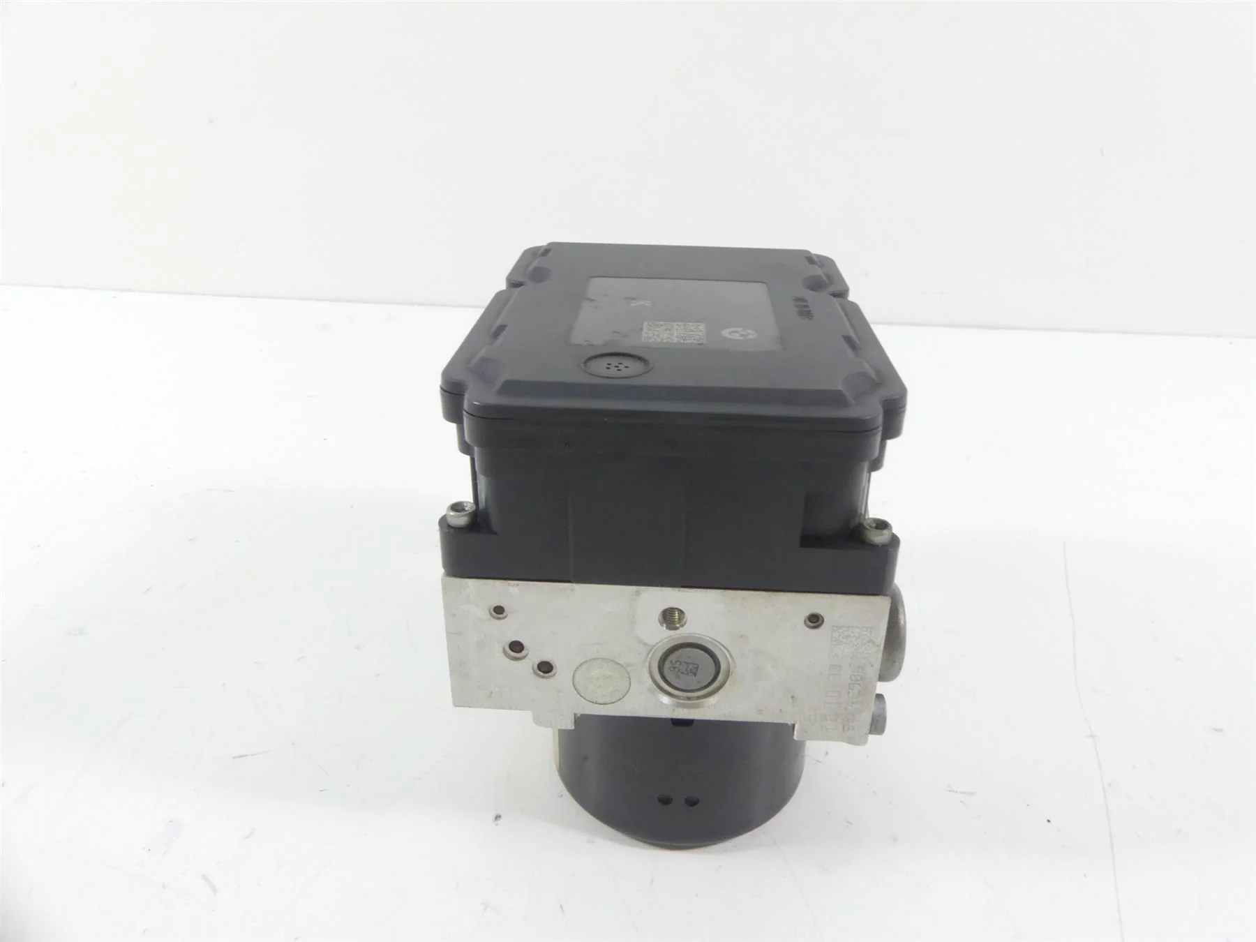 2009 BMW R1200GS K25 Abs Brake Pump Pressure Modulator Module 7682002 7715107 - Image 4