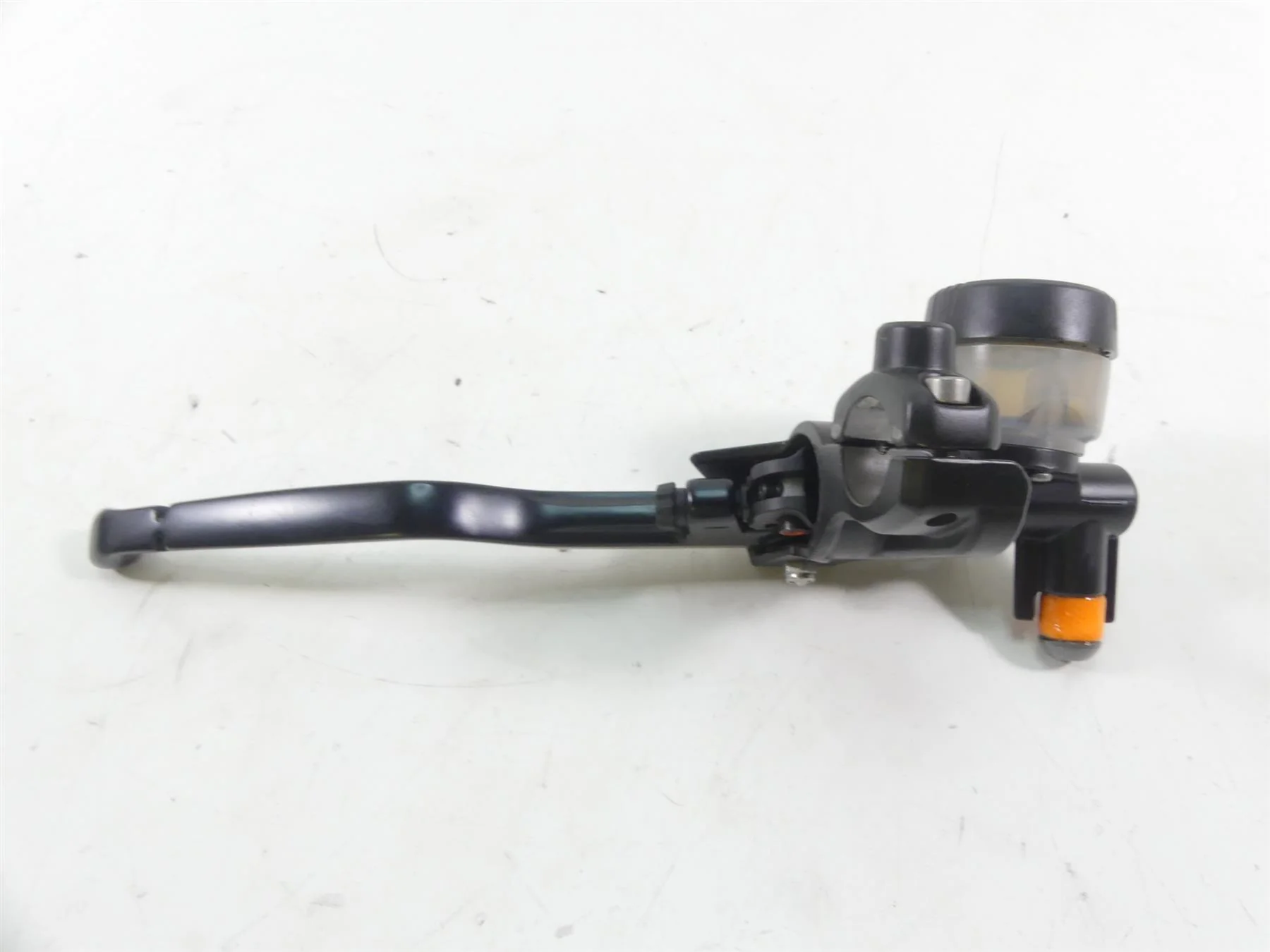 2009 BMW R1200GS K25 Clutch Master Cylinder + Lever 13mm 32727728852 - Image 4