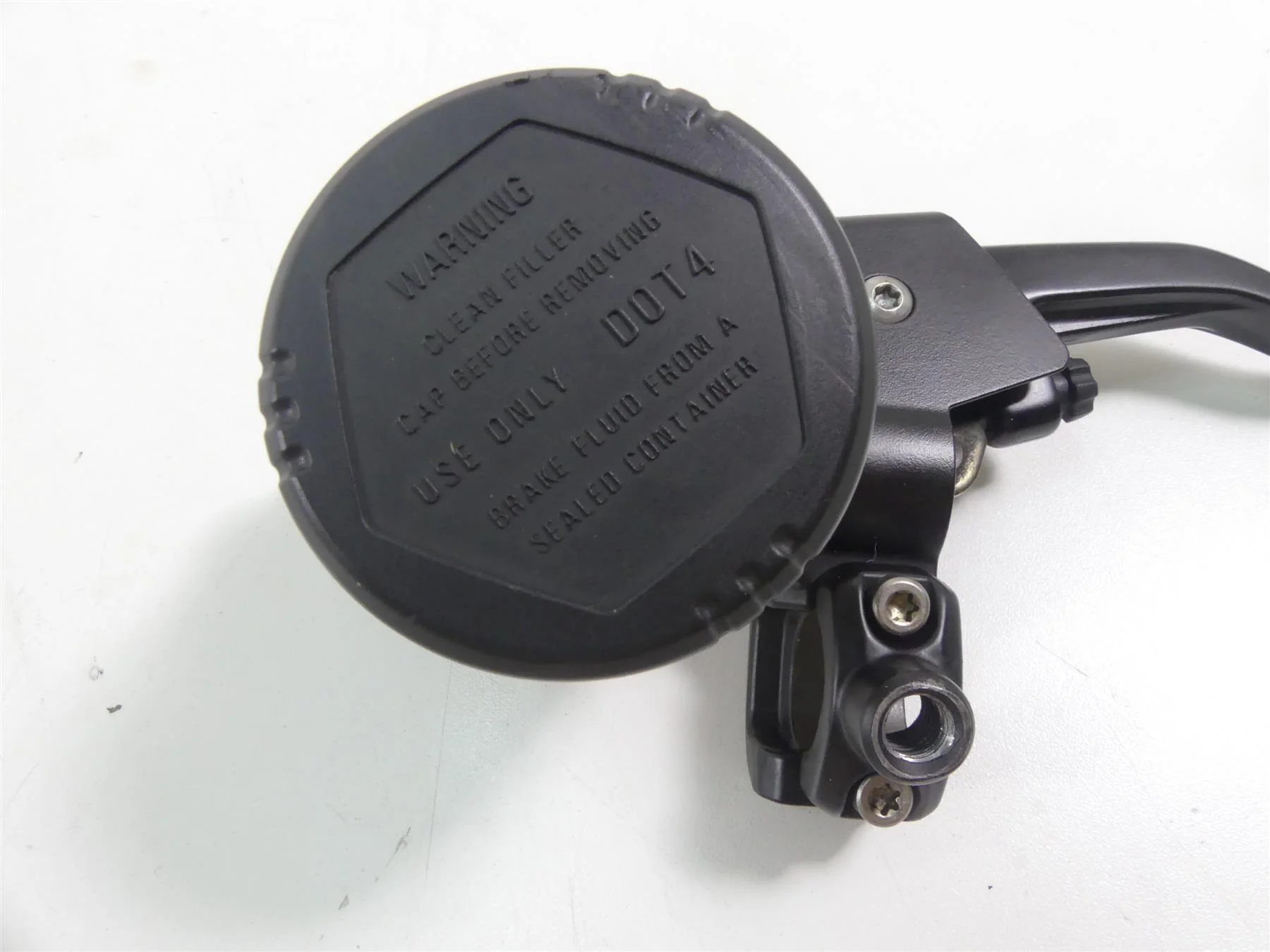 2009 BMW R1200GS K25 Front Brake Master Cylinder + Lever 32727727025 - Image 7