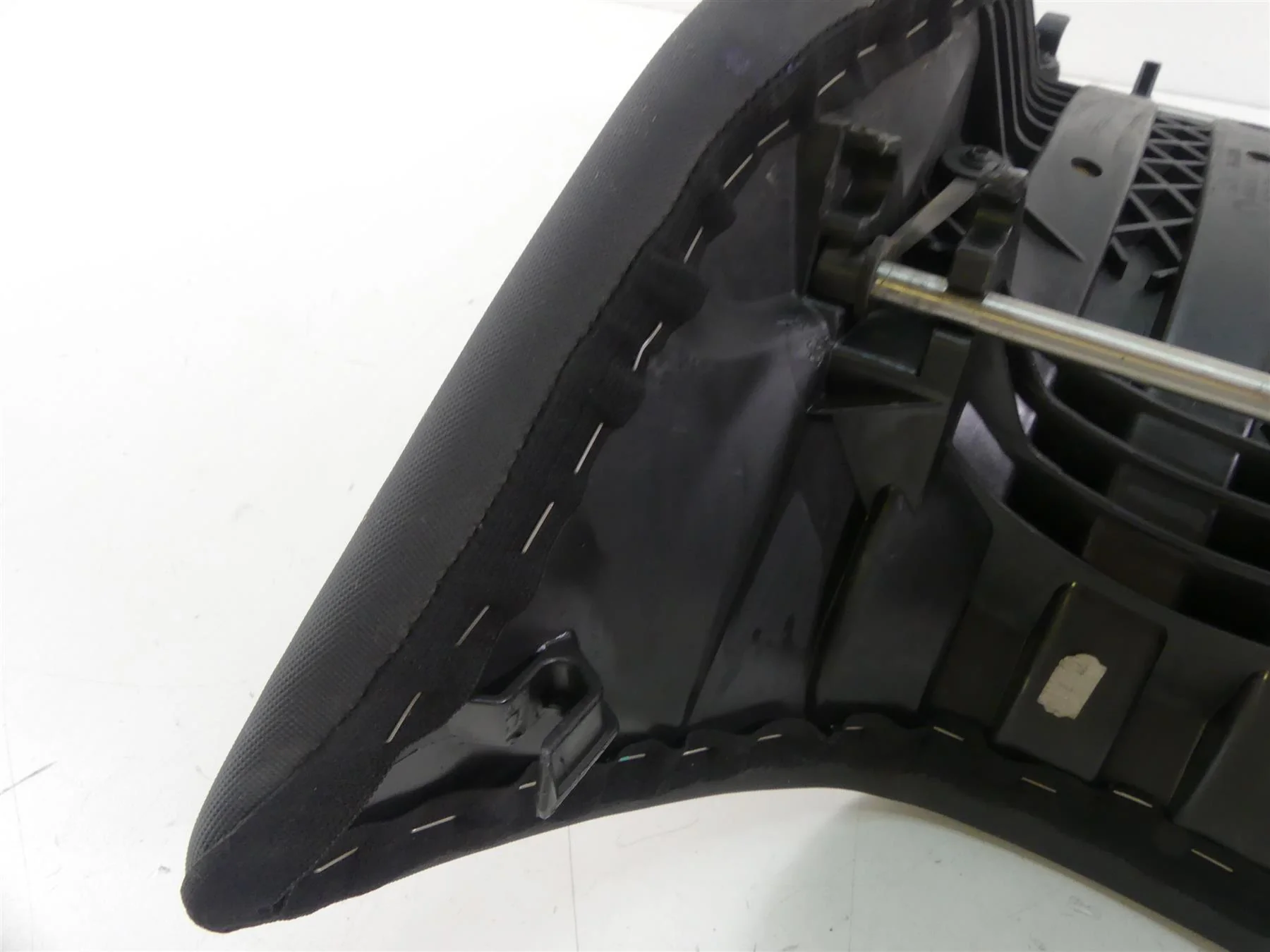 2009 BMW R1200GS K25 Front Driver Rider Saddle Seat - Nice! 52537667725 - Image 9