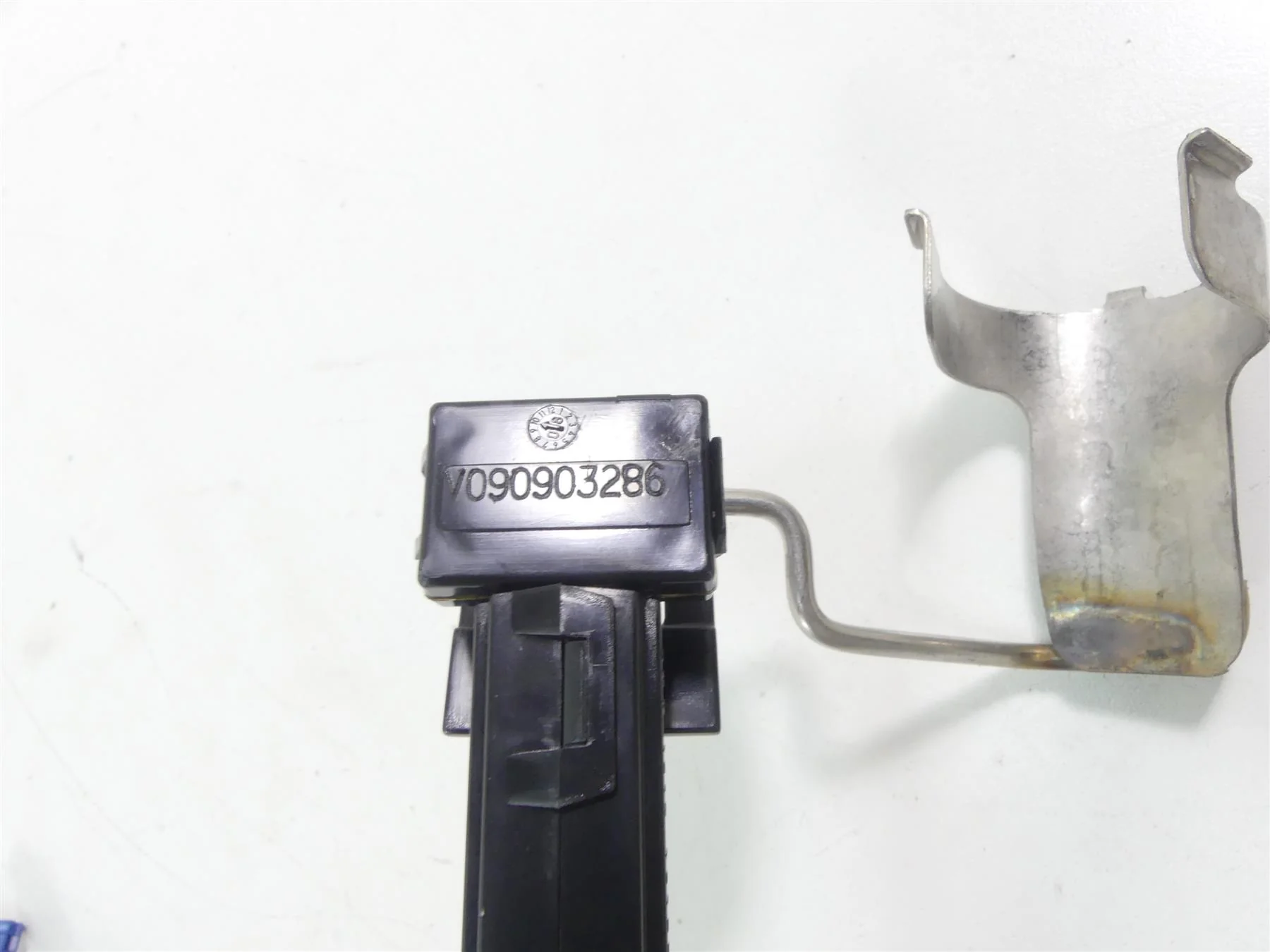 2009 BMW R1200GS K25 Fuel Gas Petrol Level Sensor 16147675547 - Image 5