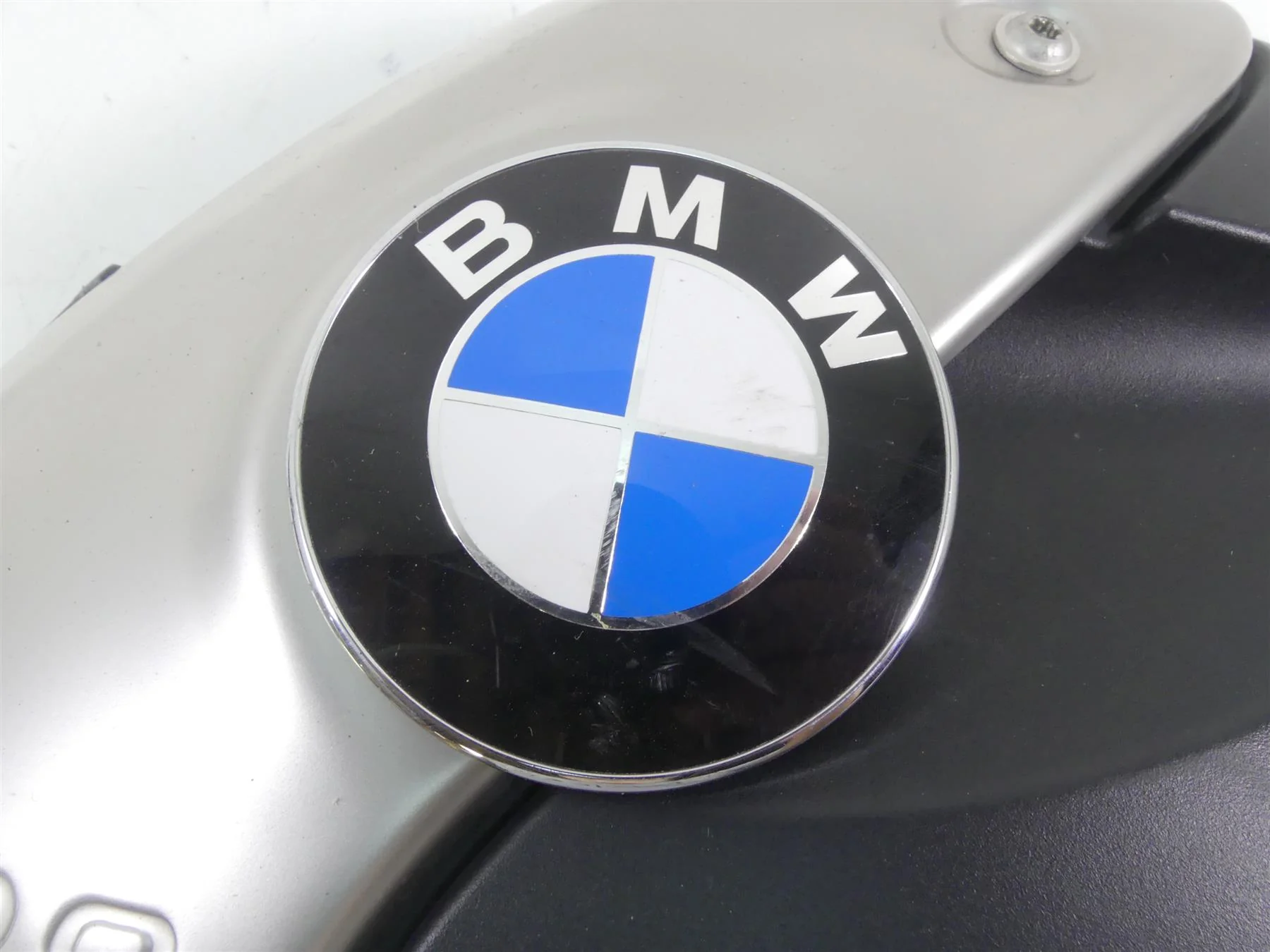 2009 BMW R1200GS K25 Fuel Gas Petrol Tank Left Side Cover Fairing 46637700875 - Image 5