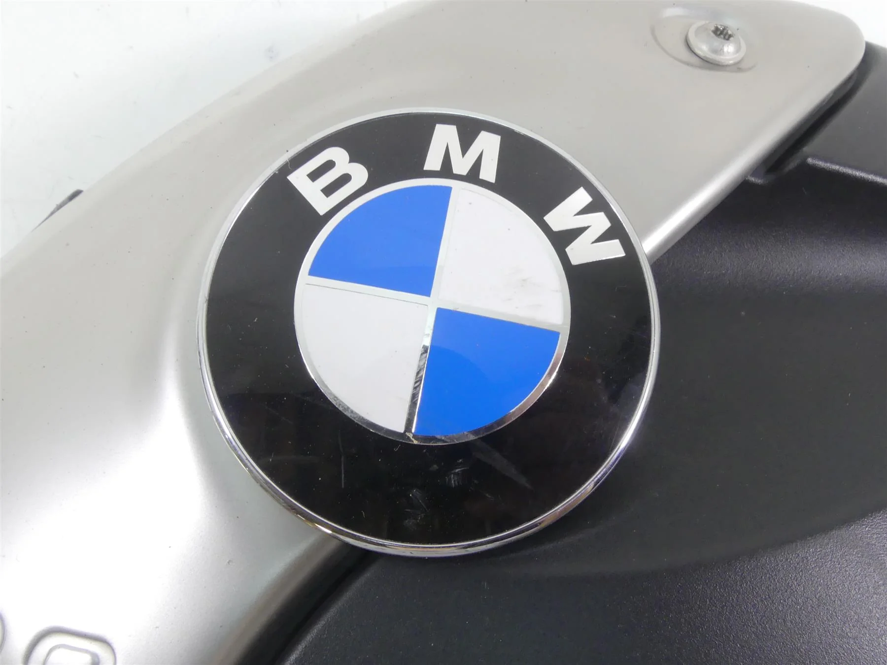 2009 BMW R1200GS K25 Fuel Gas Petrol Tank Left Side Cover Fairing 46637700875 - Image 6